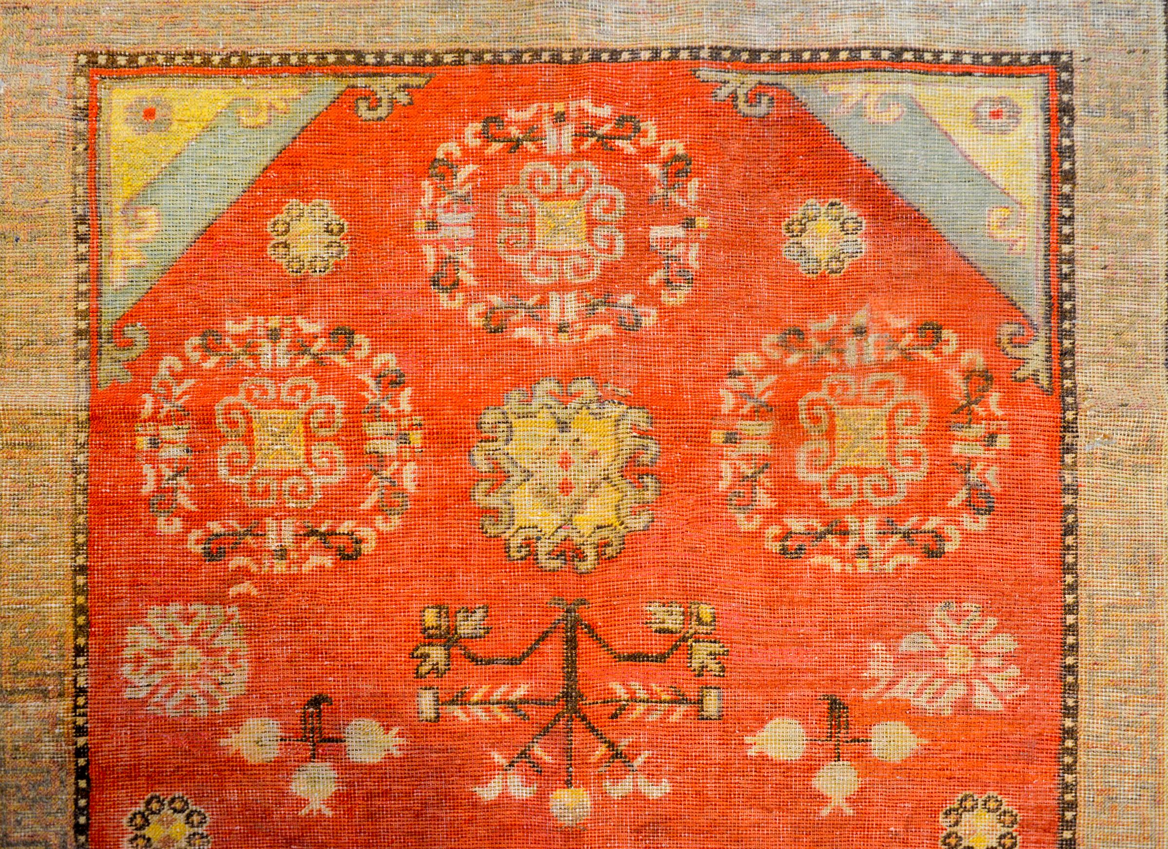 Wool Beautiful Early 20th Century Central Asian Khotan Rug For Sale