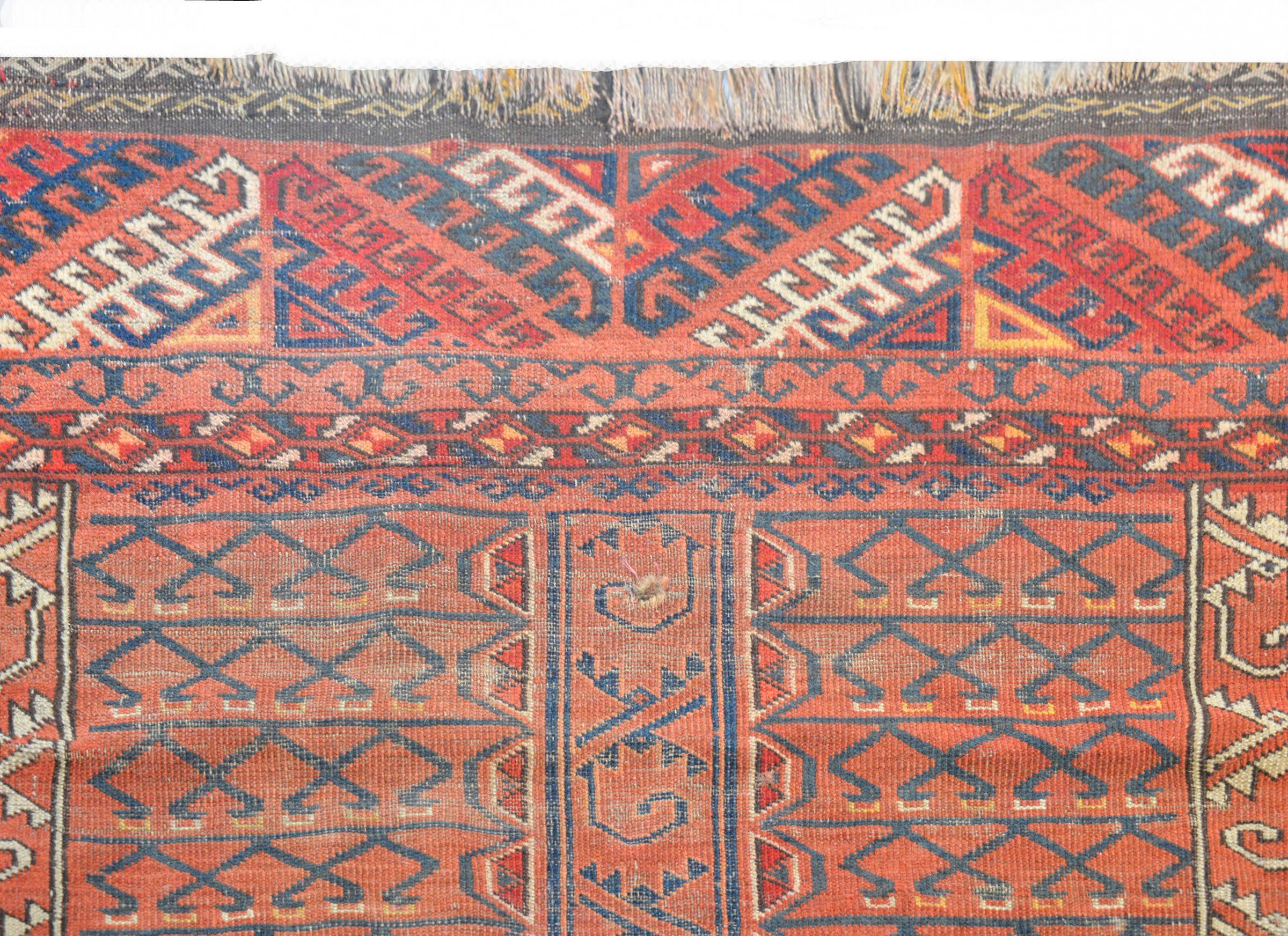 Beautiful Early 20th Century Ersari Turkman rug For Sale 1