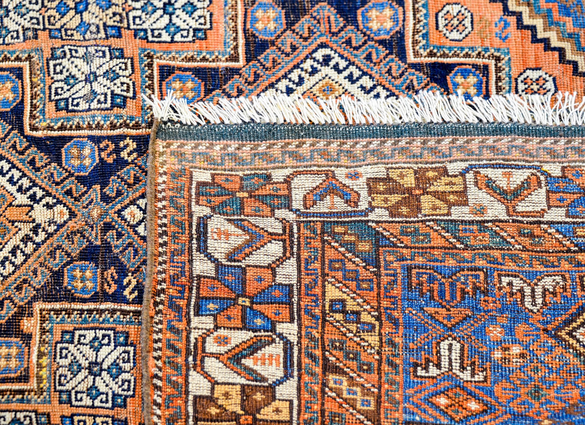 Beautiful Early 20th Century Ghashgaei Rug In Good Condition In Chicago, IL
