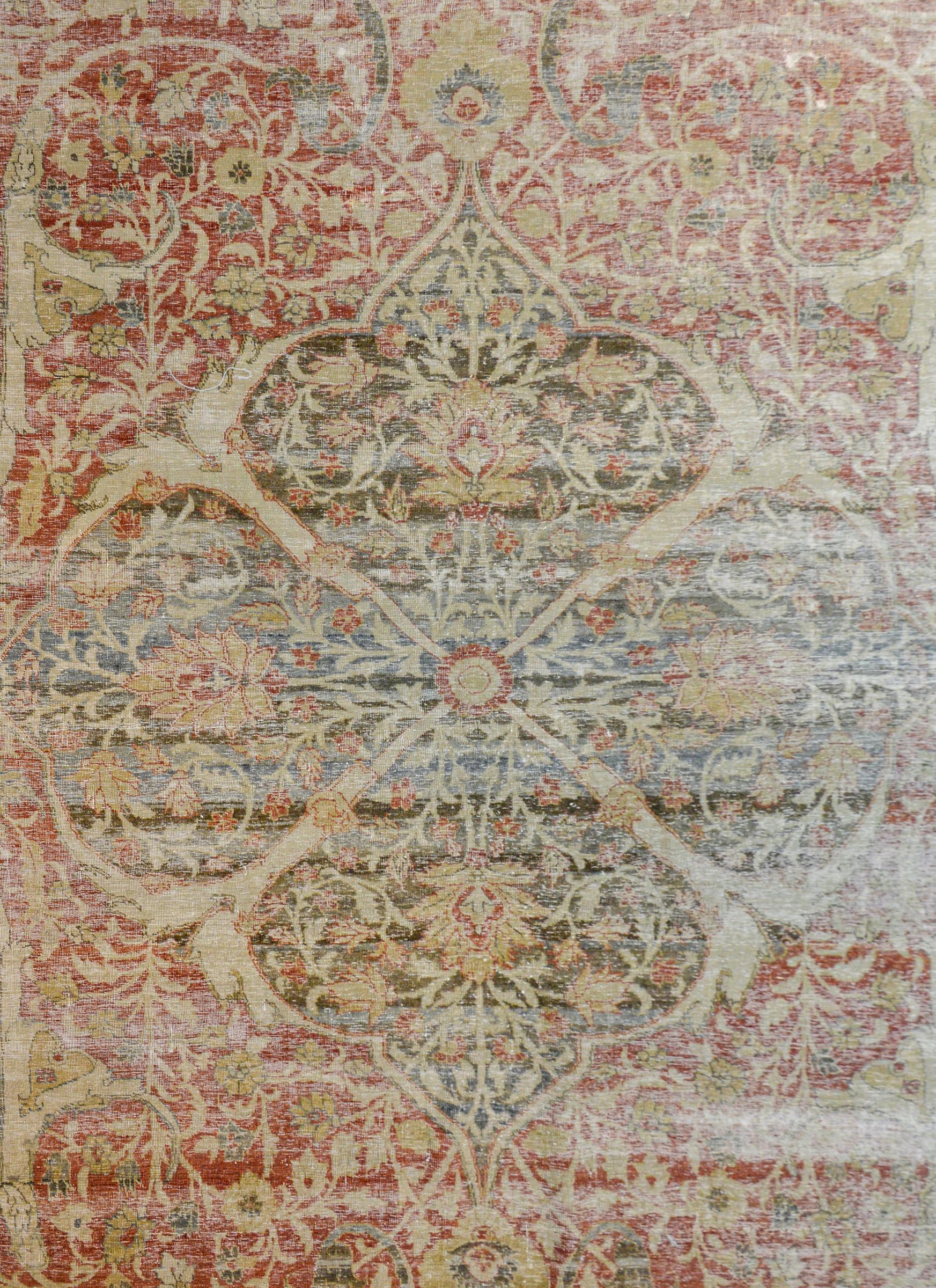 Beautiful Early 20th Century Hadji Jalili Tabriz Rug In Good Condition For Sale In Chicago, IL