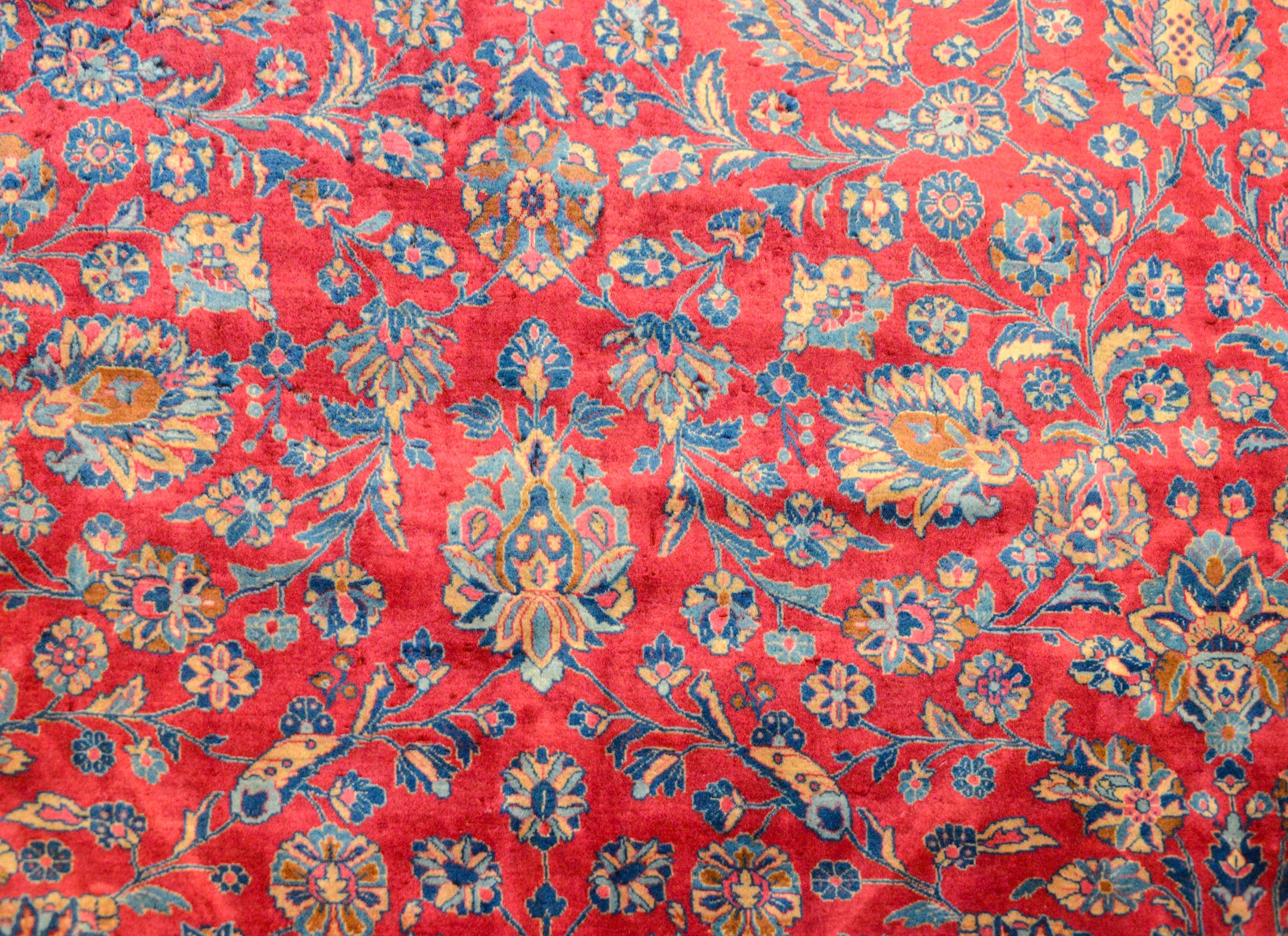 Beautiful Early 20th Century Kashan Rug In Good Condition For Sale In Chicago, IL