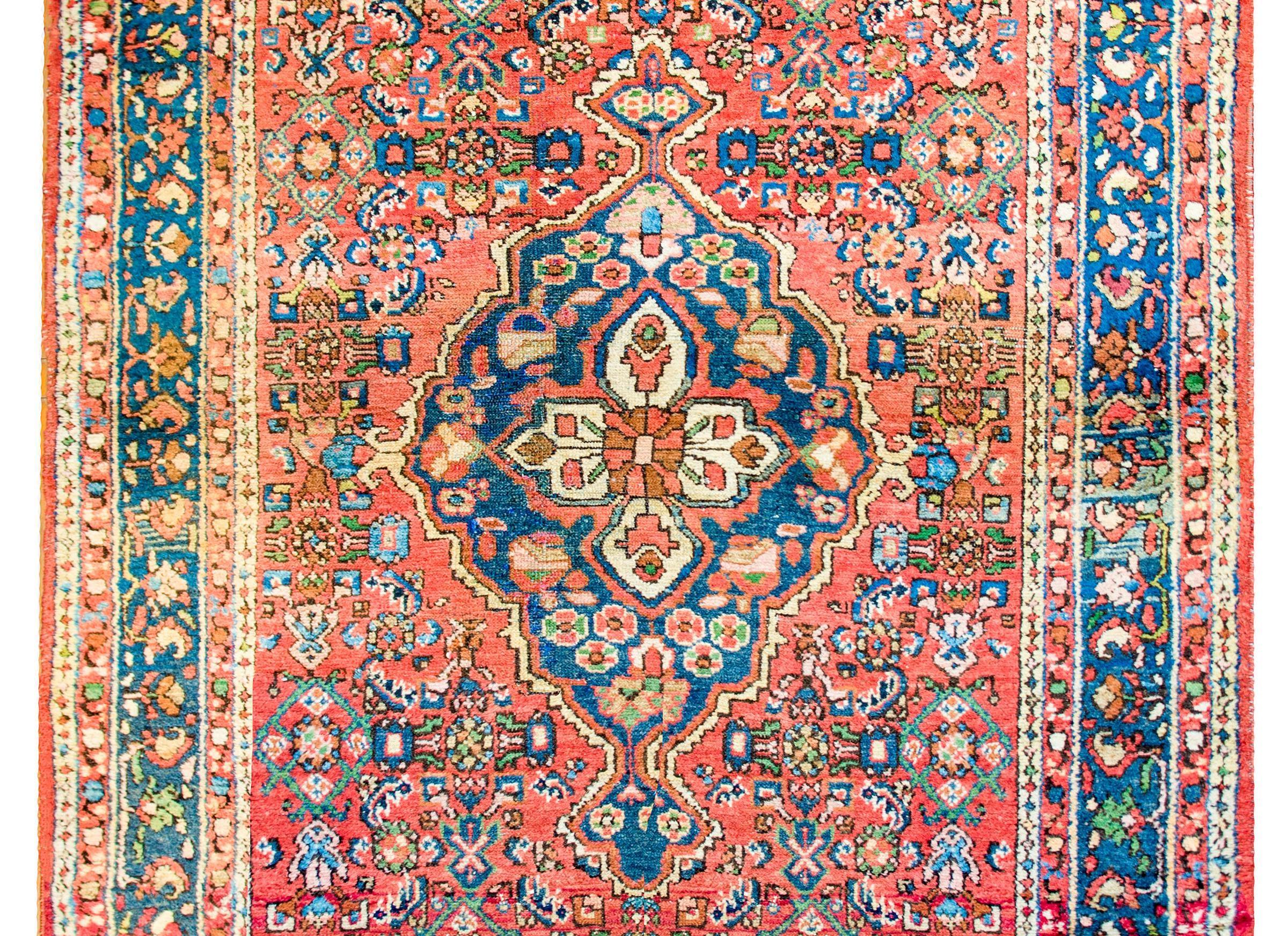 Persian Beautiful Early 20th Century Malayer Rug For Sale