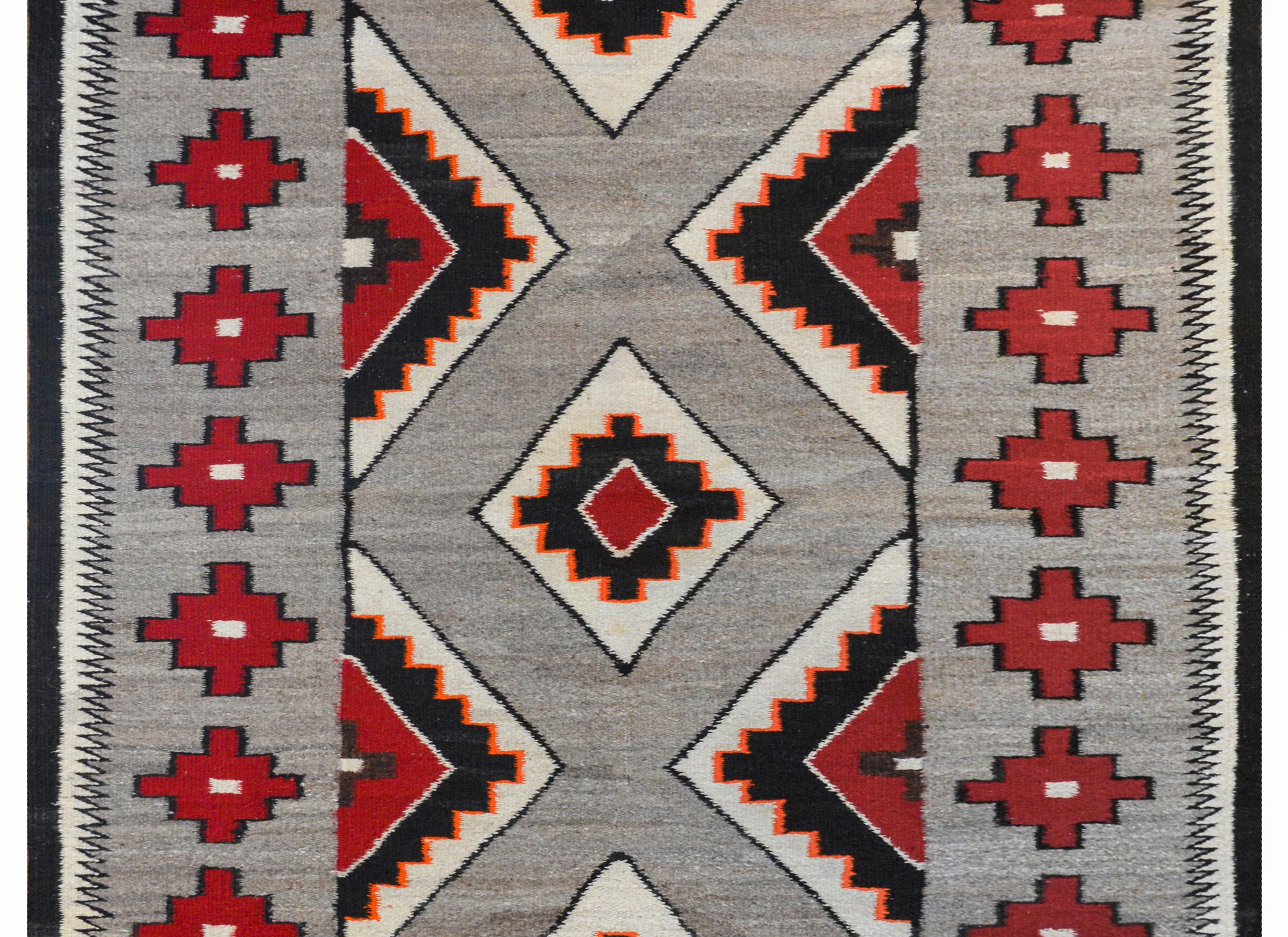American Beautiful Early 20th Century Navajo Rug