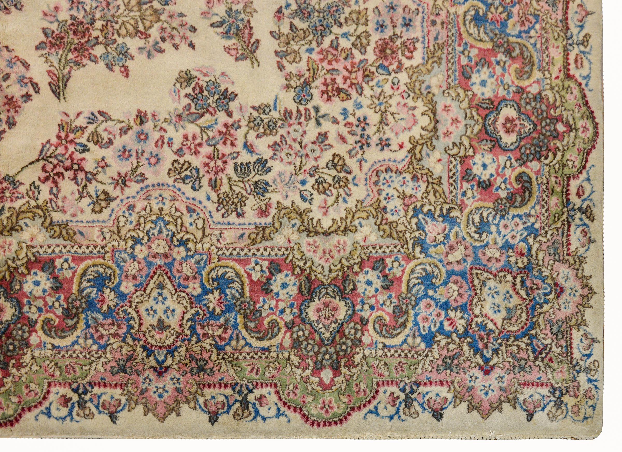 Beautiful Early 20th Century Persian Kirman Rug For Sale 5