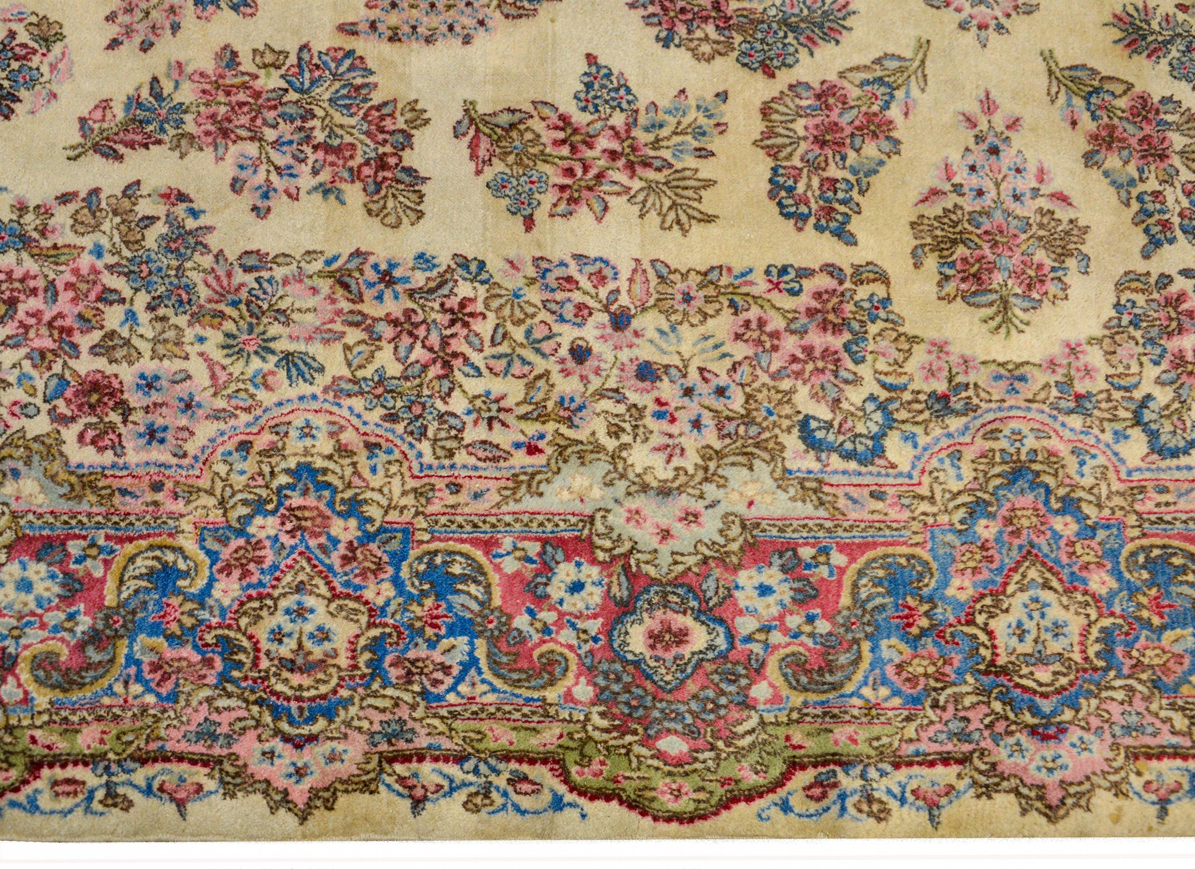 Beautiful Early 20th Century Persian Kirman Rug For Sale 4