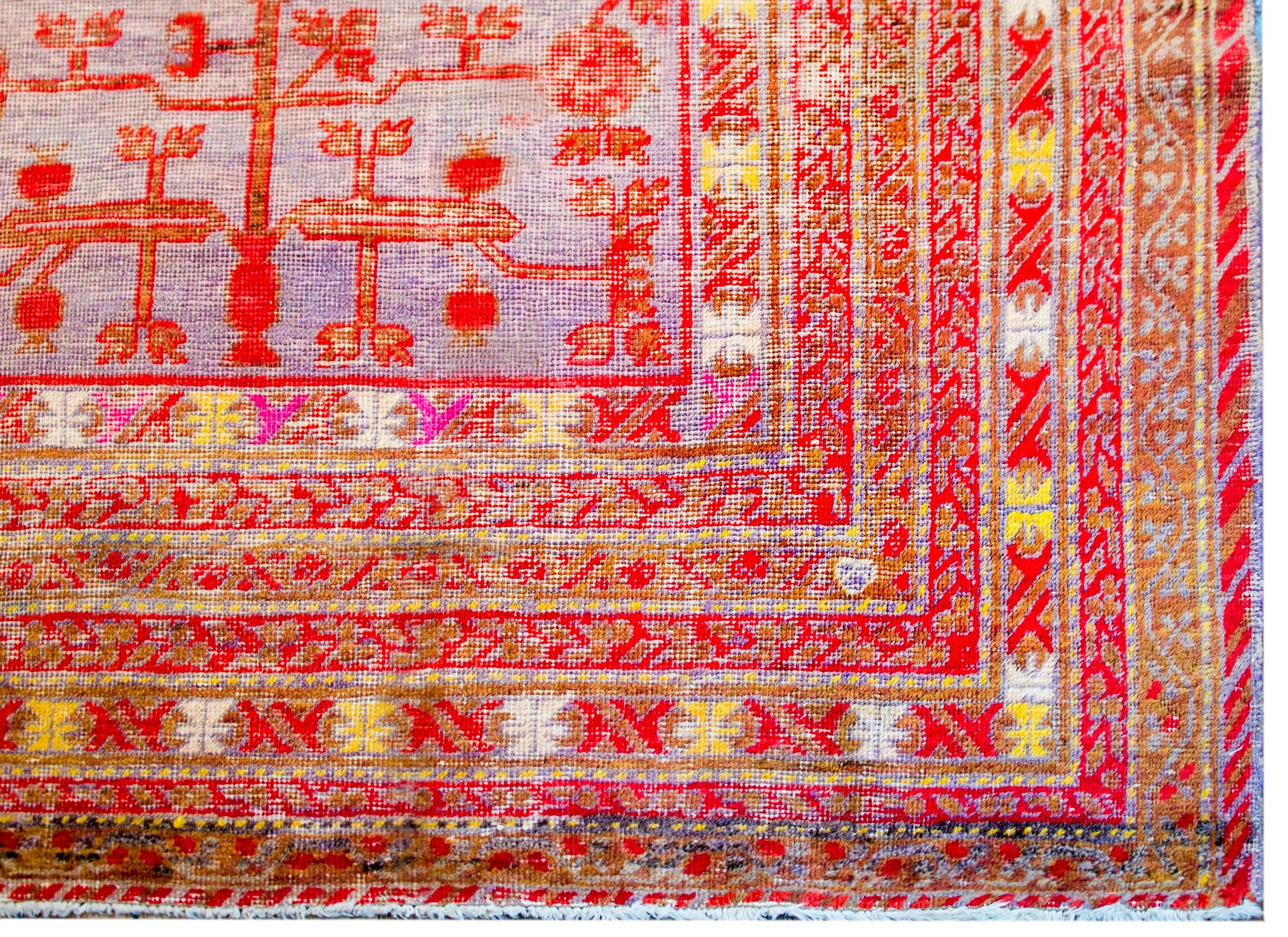 Beautiful Early 20th Century Samarkand Rug In Good Condition In Chicago, IL