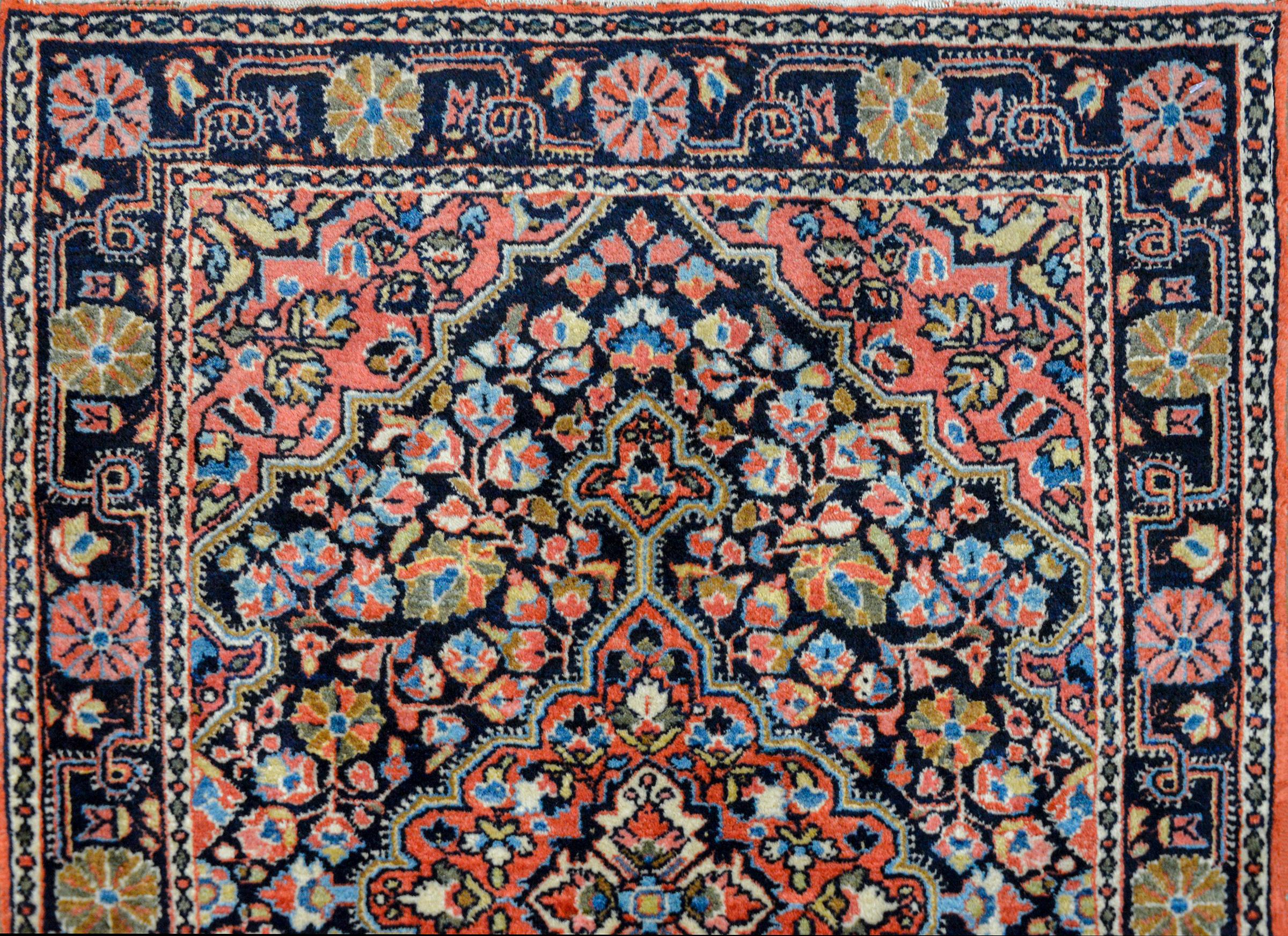 Persian Beautiful Early 20th Century Sarouk Rug