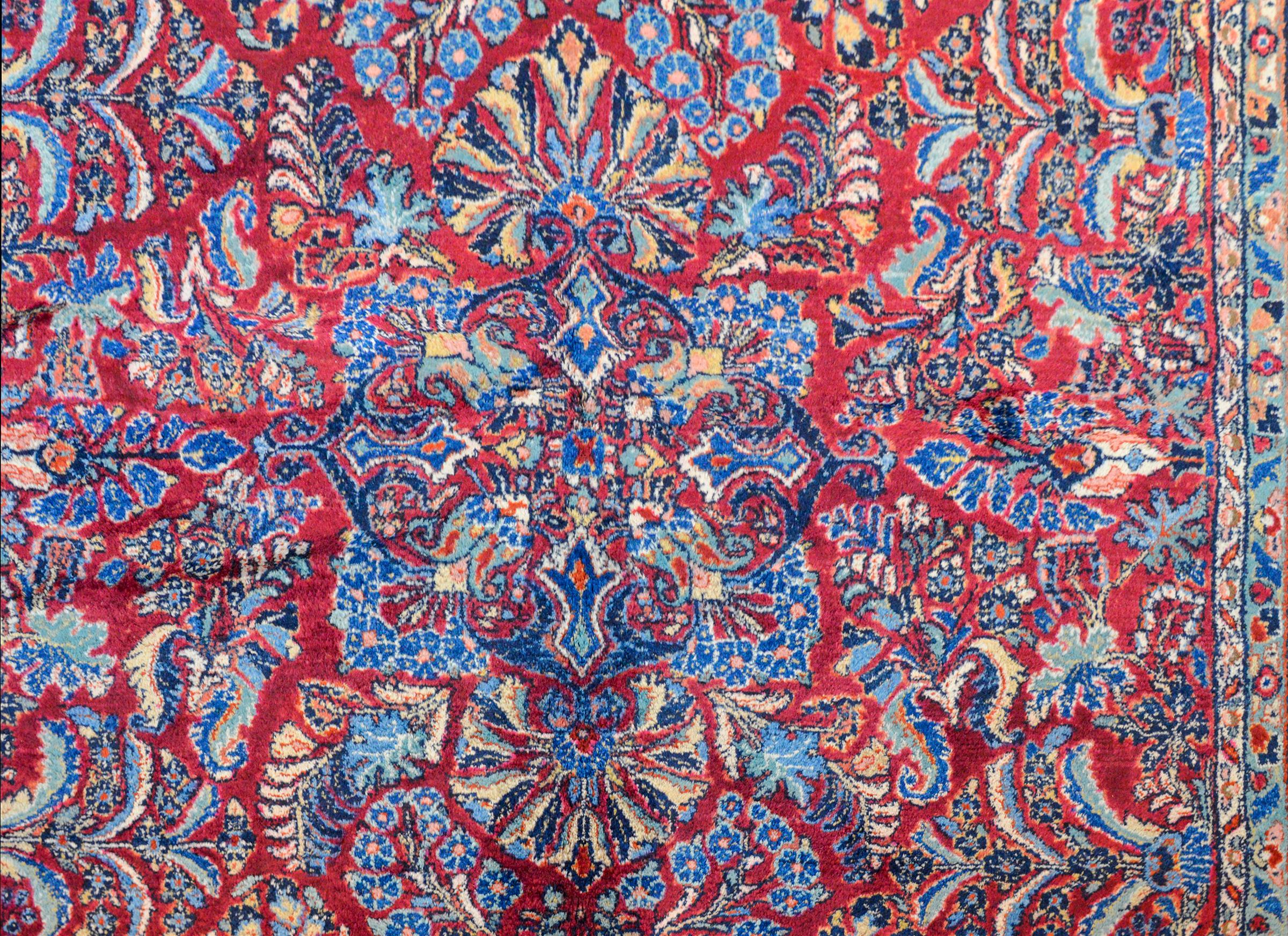 Persian Beautiful Early 20th Century Sarouk Rug