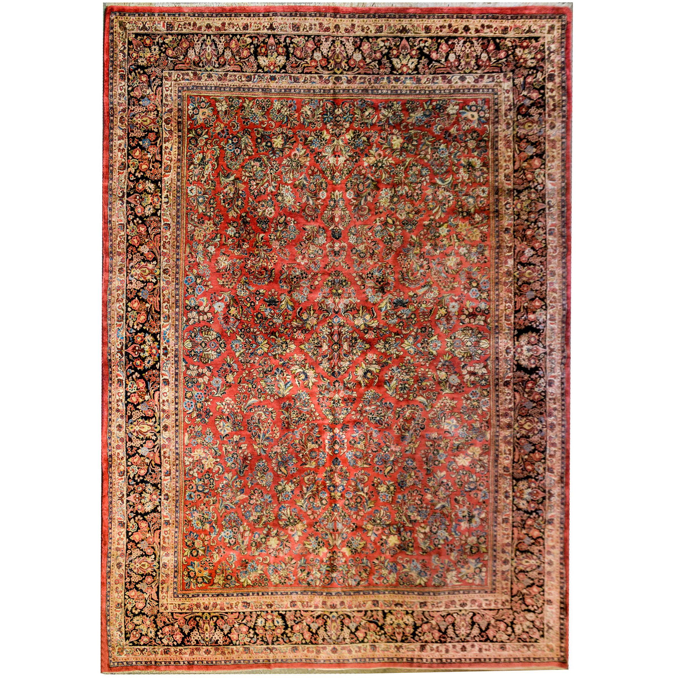 Beautiful Early 20th Century Sarouk Rug For Sale