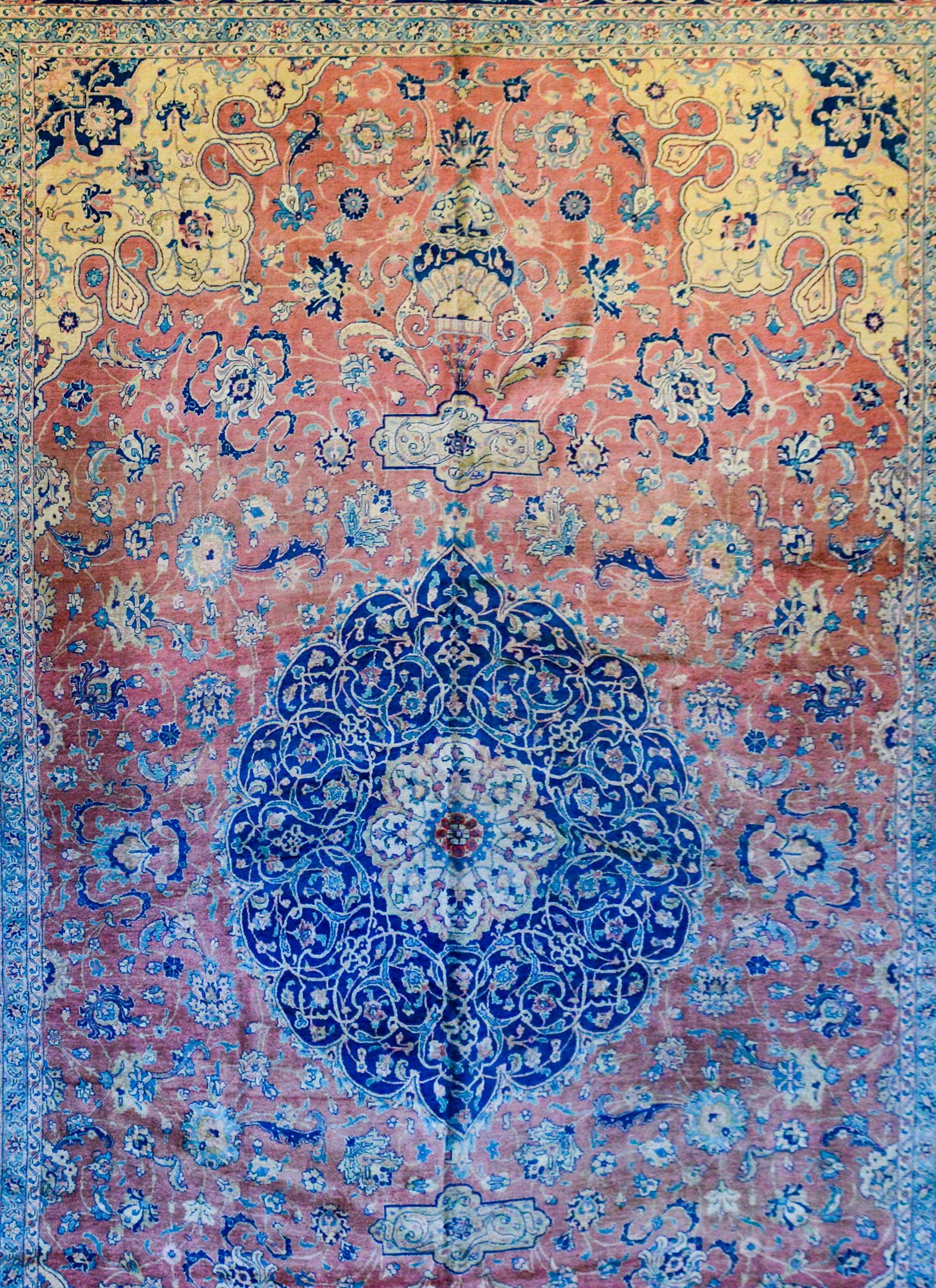 Persian Beautiful Early 20th Century Tabriz Rug For Sale