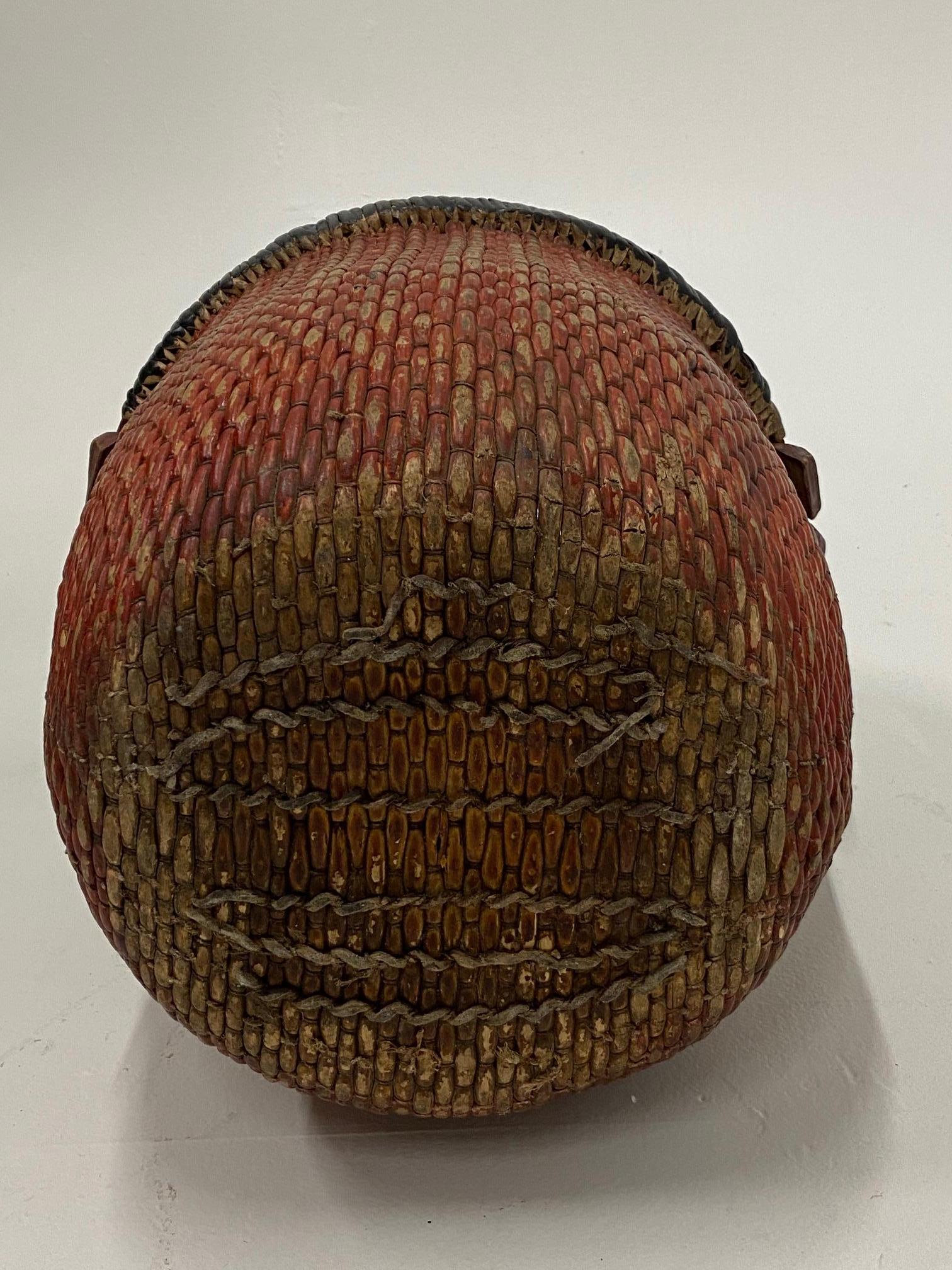 Beautiful Earthy Chinese Woven Rattan Market Basket For Sale 2
