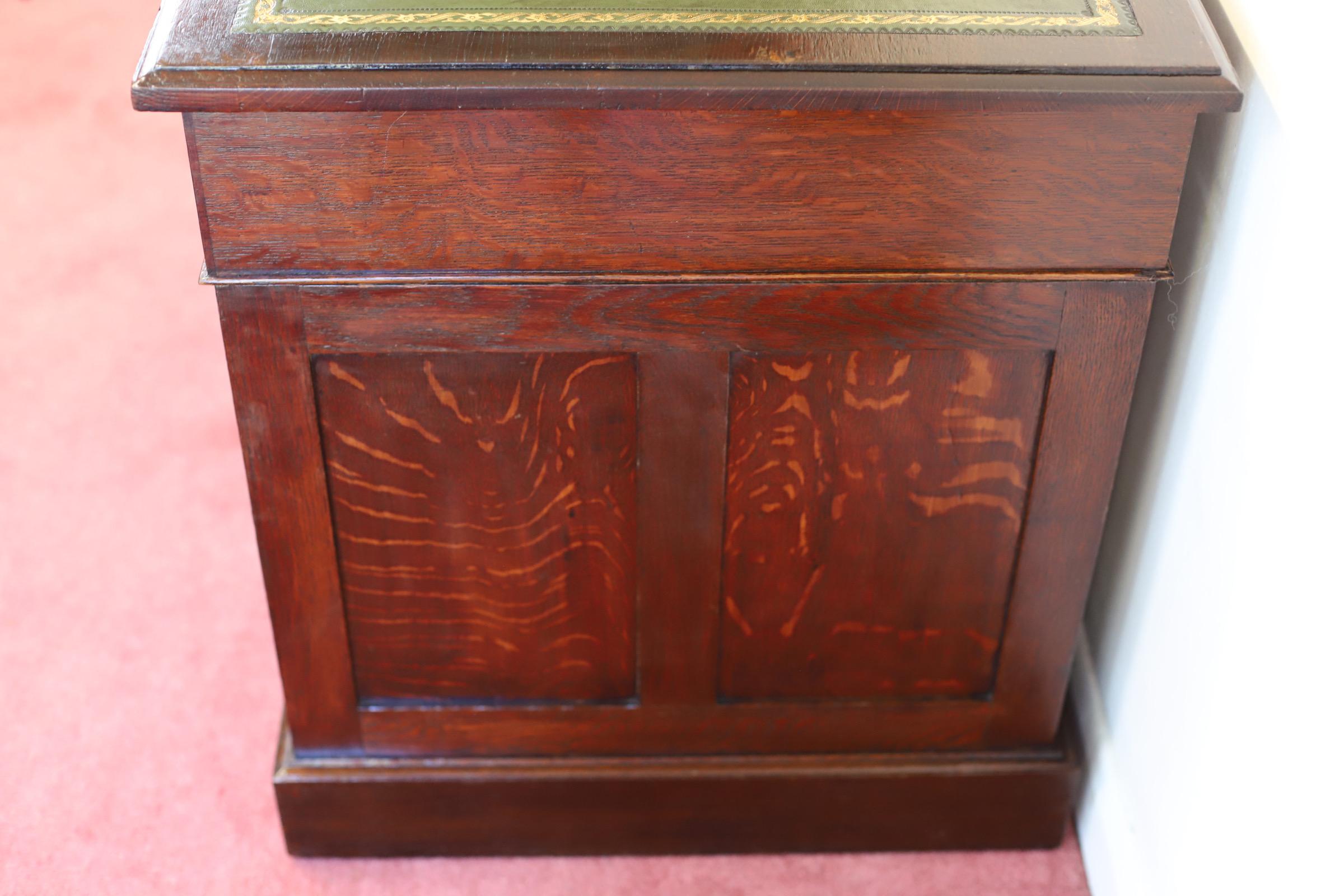 Beautiful Edwardian Oak Twin Pedestal Desk 4