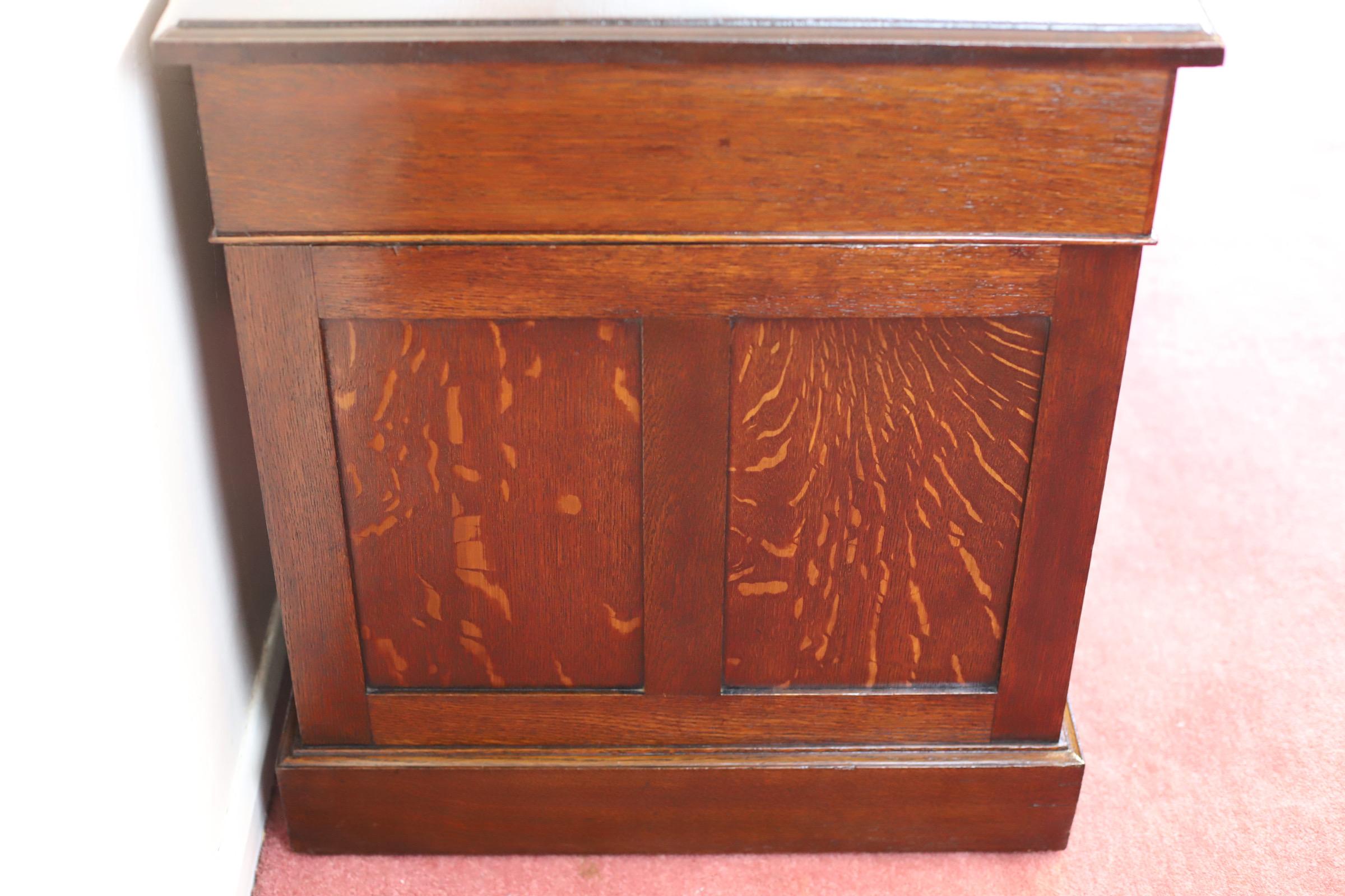 Beautiful Edwardian Oak Twin Pedestal Desk 5