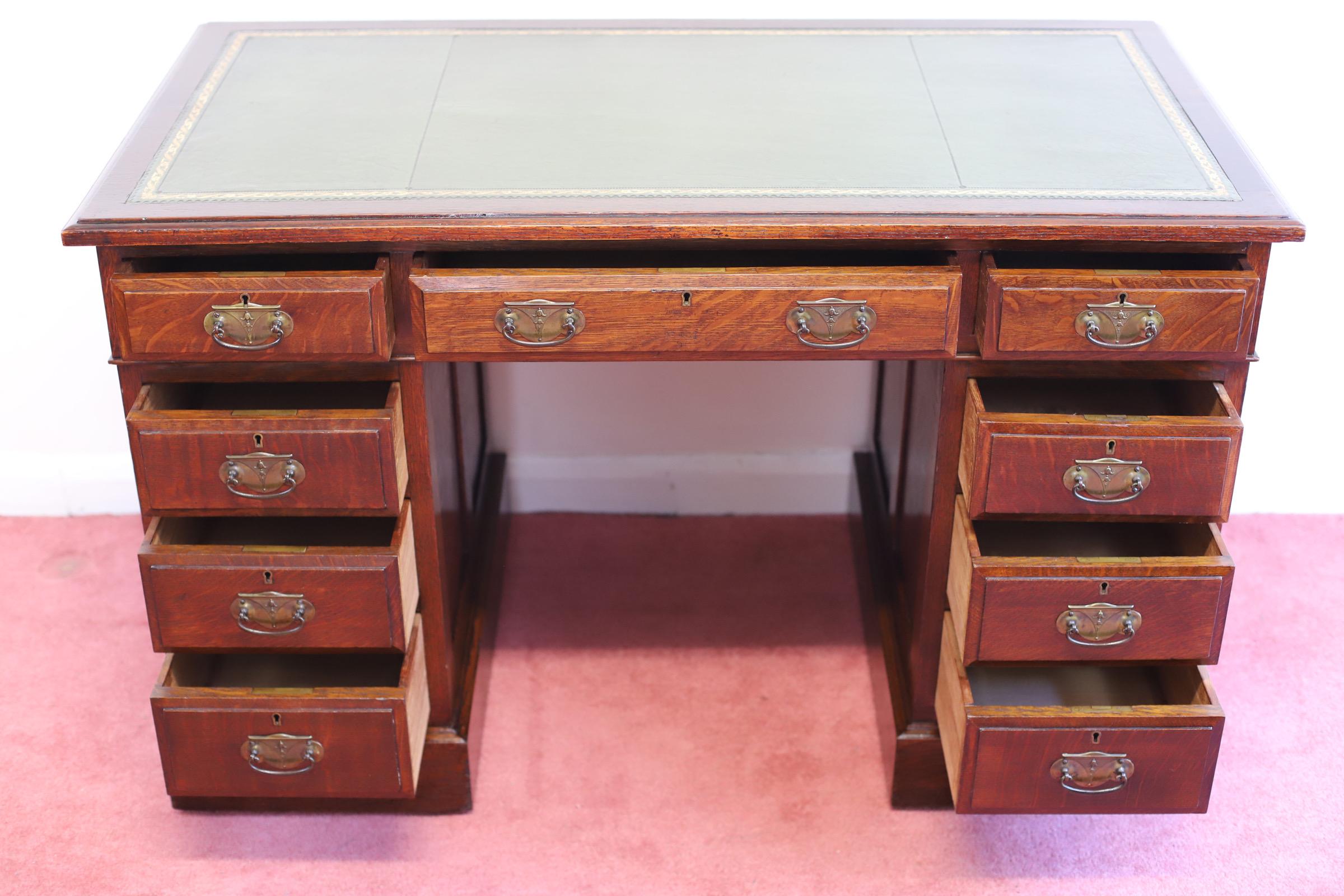 Beautiful Edwardian Oak Twin Pedestal Desk 6