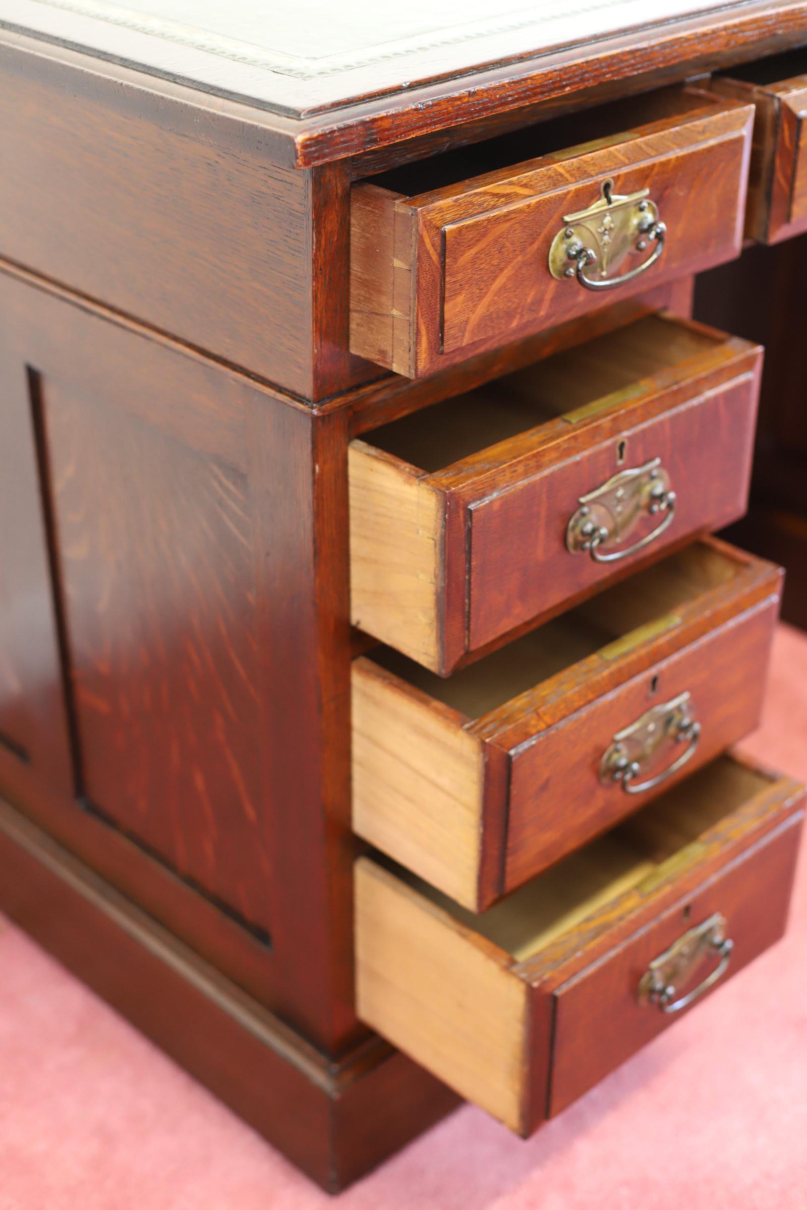 Beautiful Edwardian Oak Twin Pedestal Desk 7