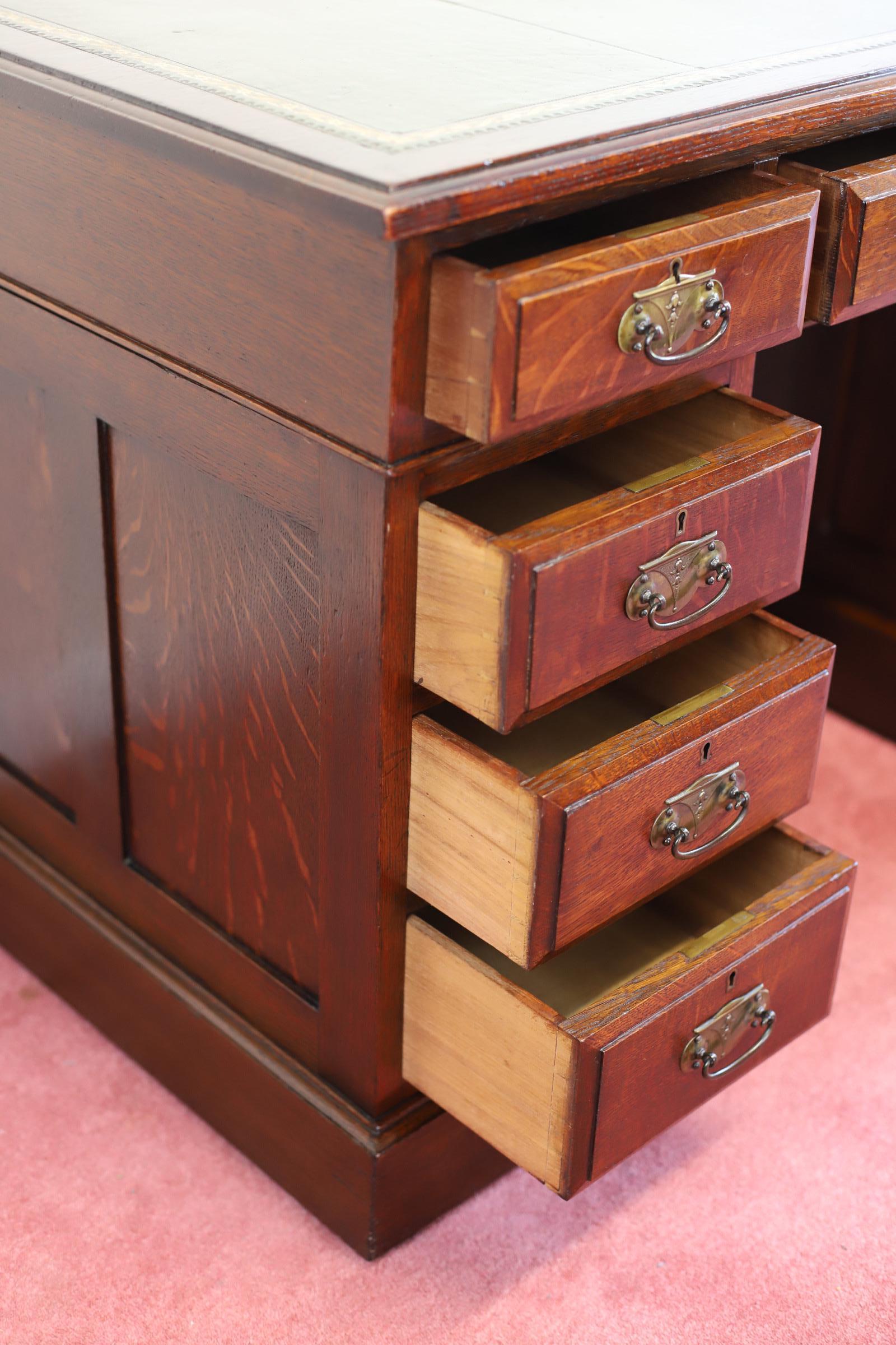 Beautiful Edwardian Oak Twin Pedestal Desk 12