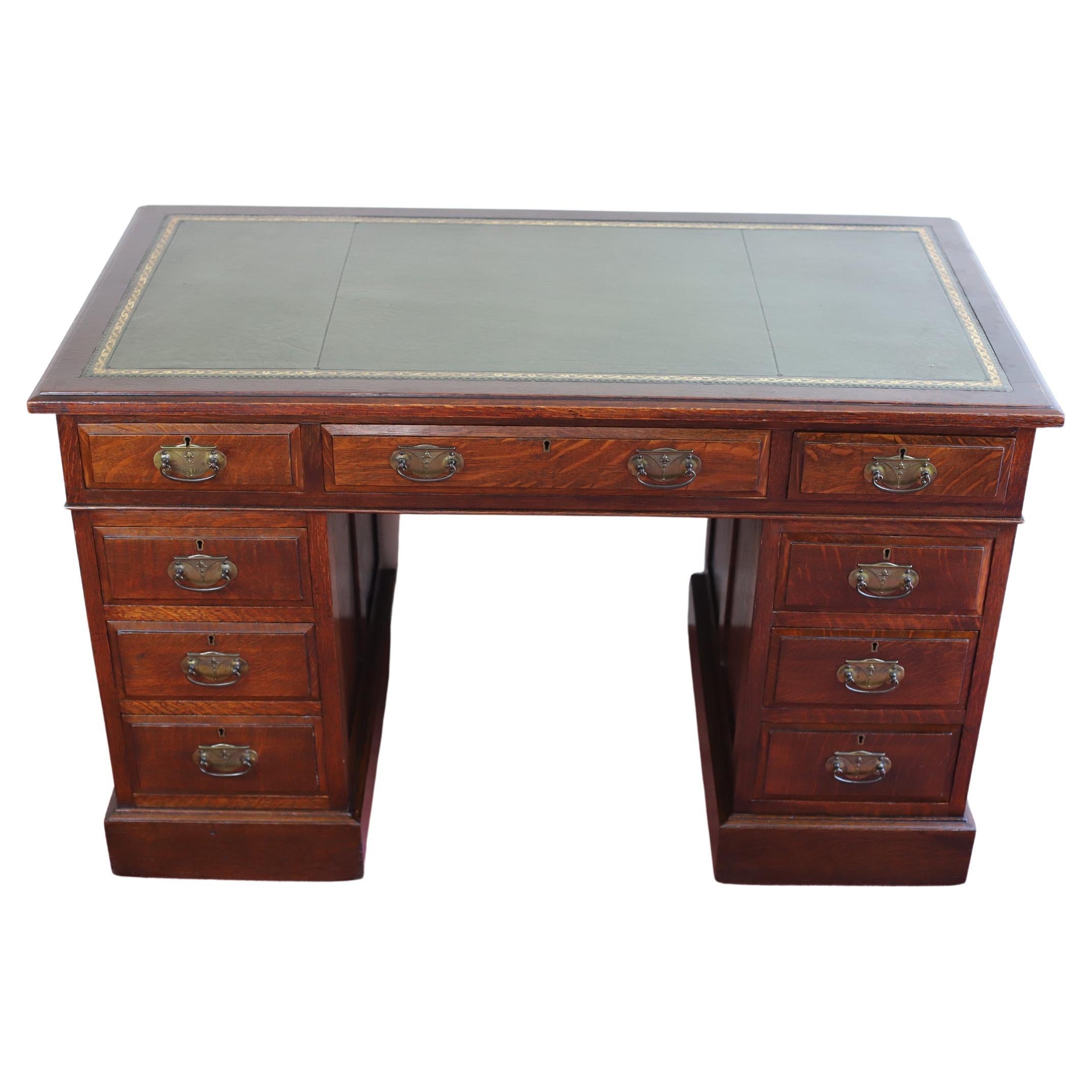 Beautiful Edwardian Oak Twin Pedestal Desk