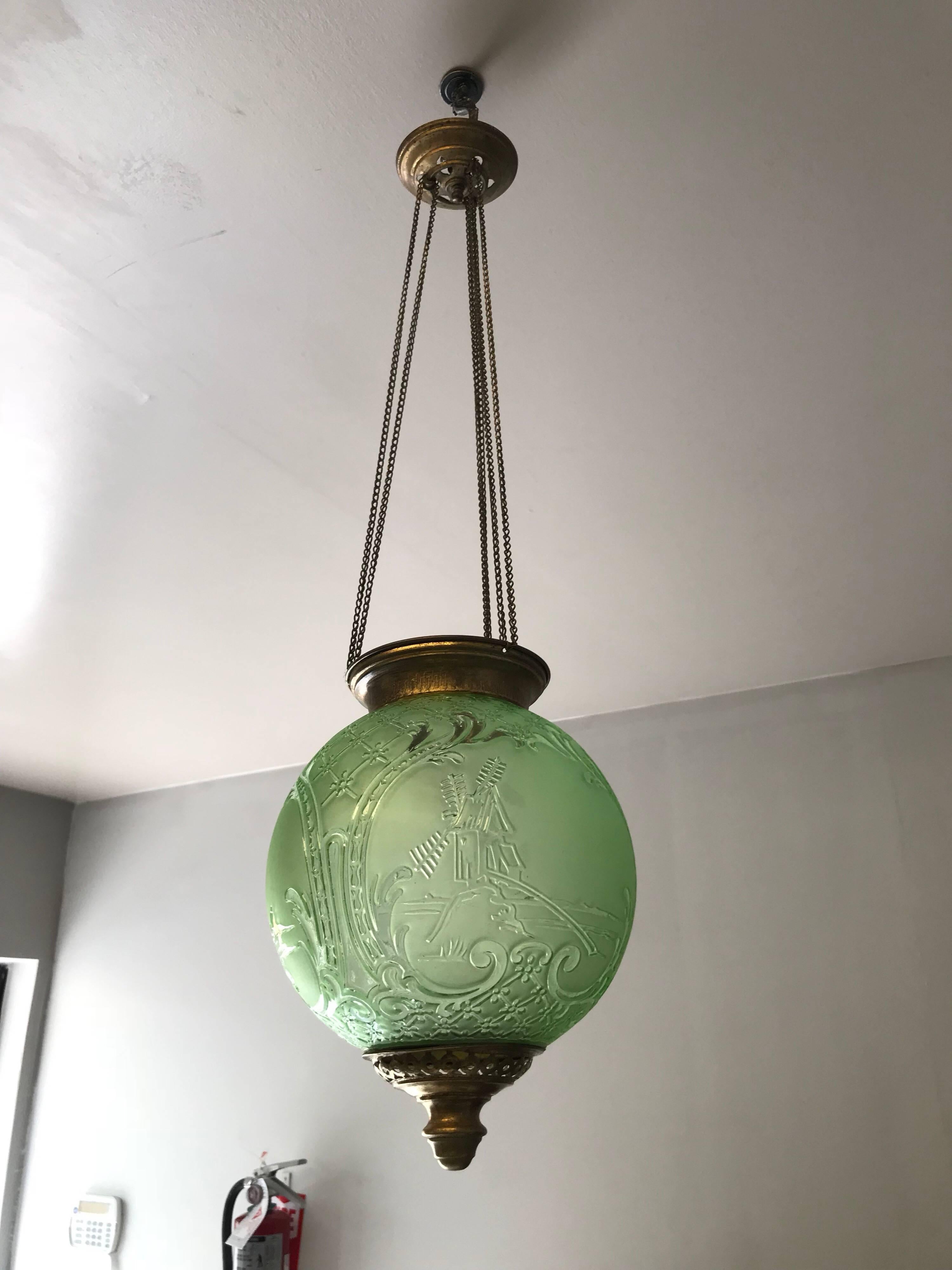 Beautiful Emerald Green Oil Lantern or Pendant ''Baccarat'', circa 1890s 13