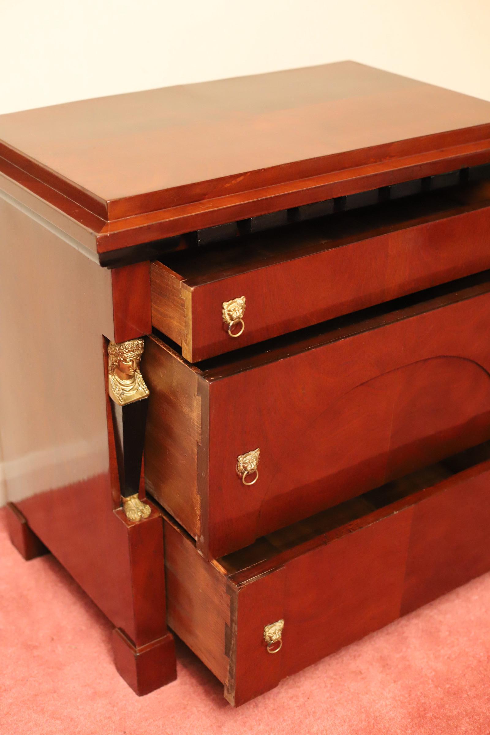 British Beautiful Empire Style Chest of Drawers For Sale