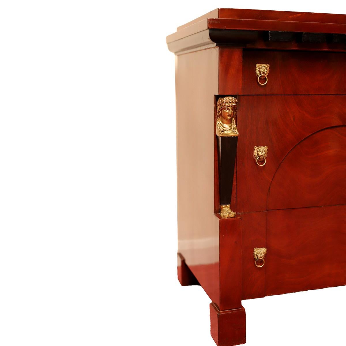 Beautiful Empire Style Chest of Drawers For Sale 7
