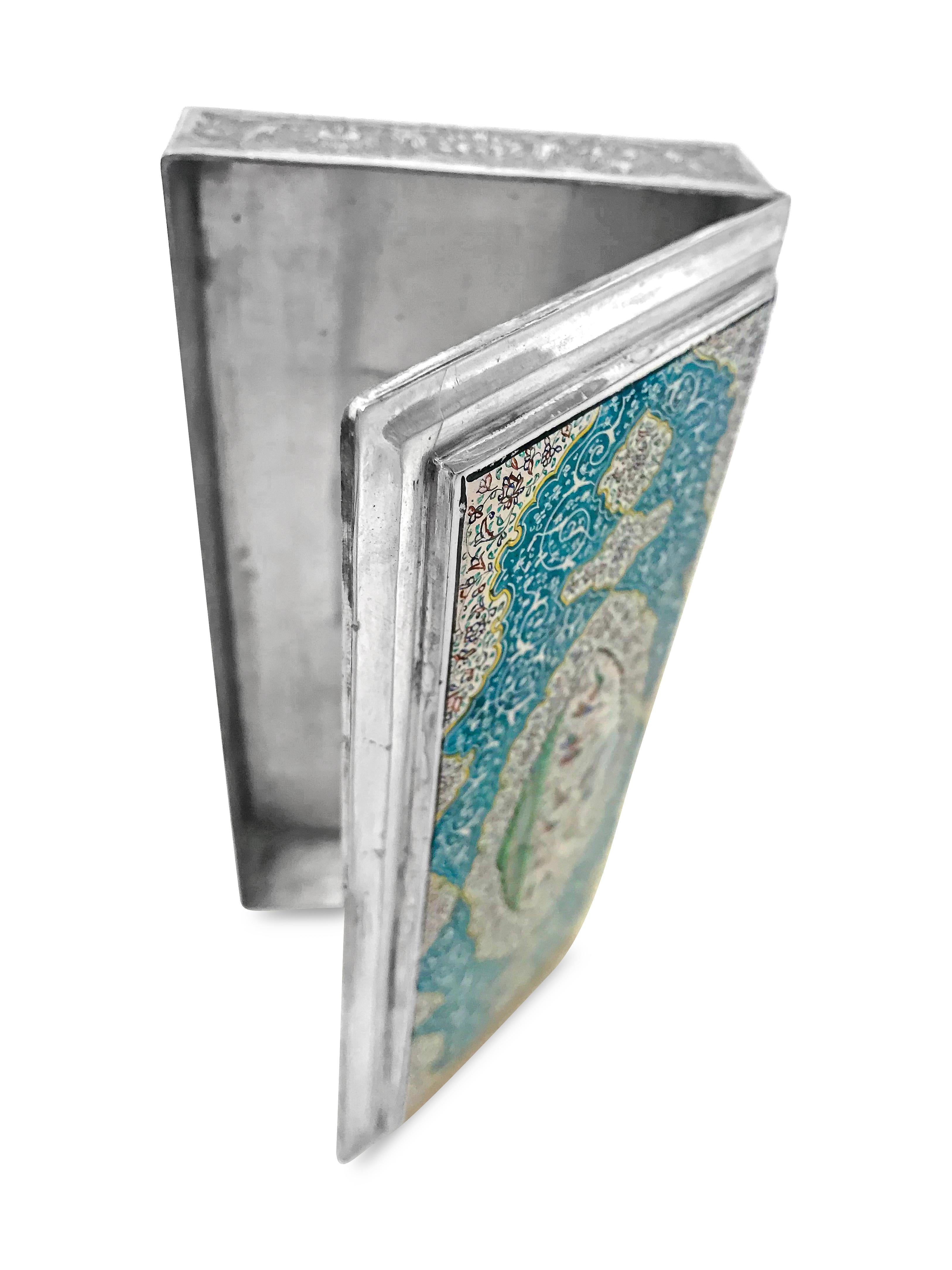 Beautiful Enamel Rectangle Silver Box In Good Condition For Sale In Jackson Heights, NY