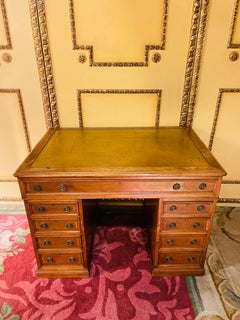 Beautiful English Desk, Light Mahogany , Early 20th Century