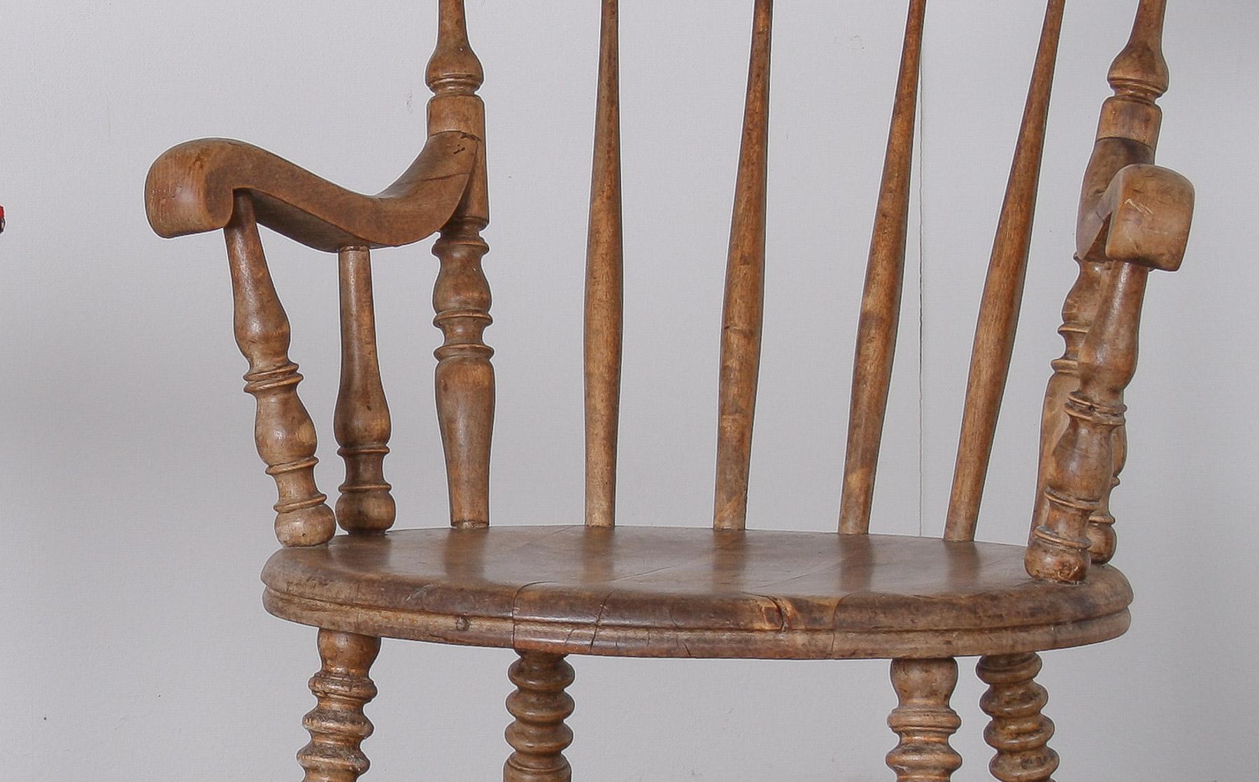 Schöner englischer Windsor-Sessel mit niedriger Rückenlehne aus Ulme im Angebot 7