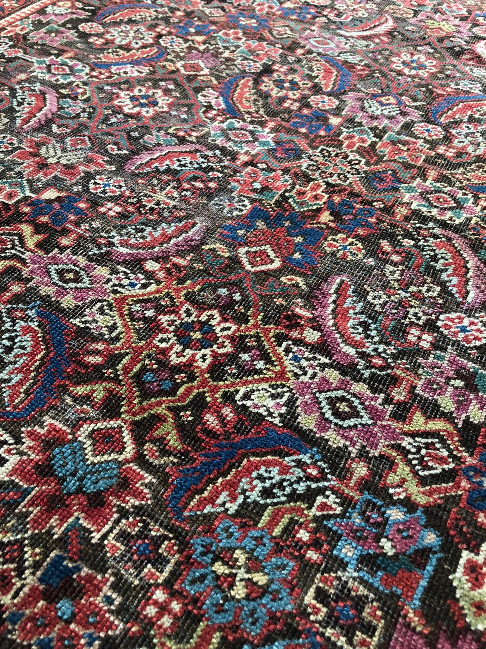 Preciosa alfombra antigua de tamaño europeo, años 20 en Bueno estado para la venta en Milwaukee, WI