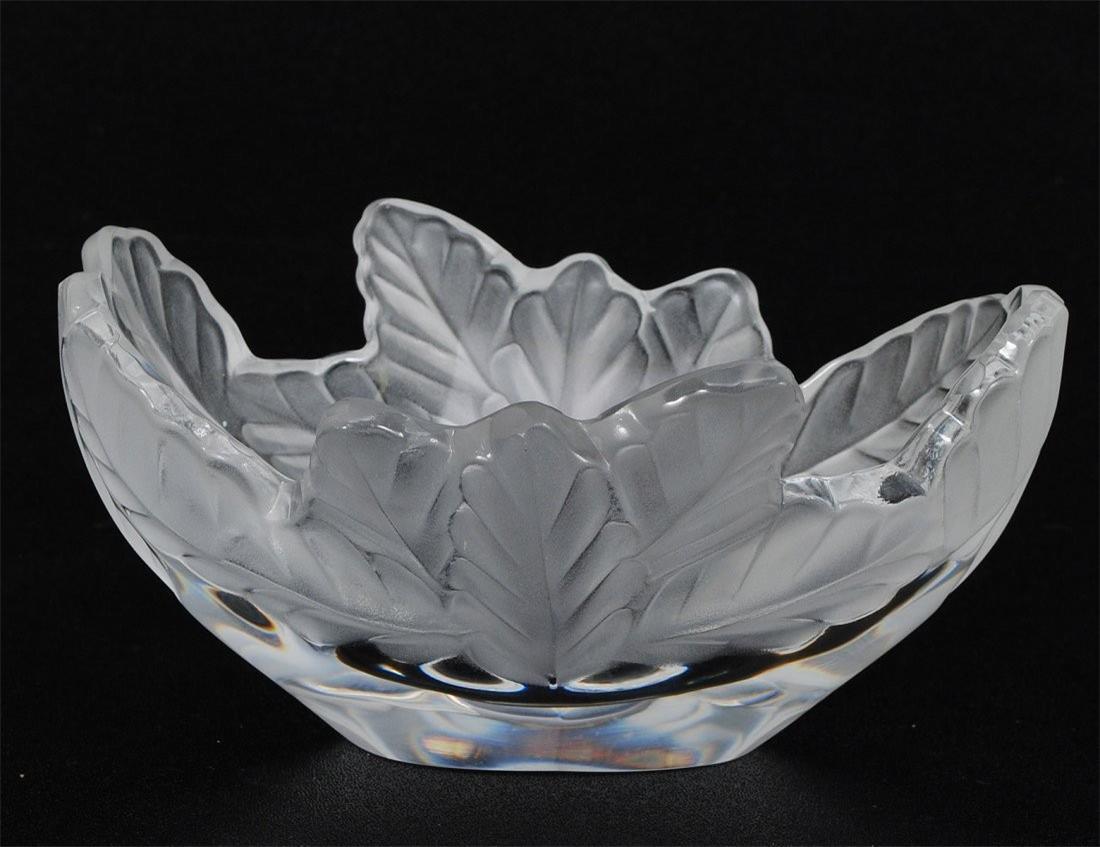 Francese Bellissima ciotola Lalique originale di proprietà, mini Champs Elysees design in vendita
