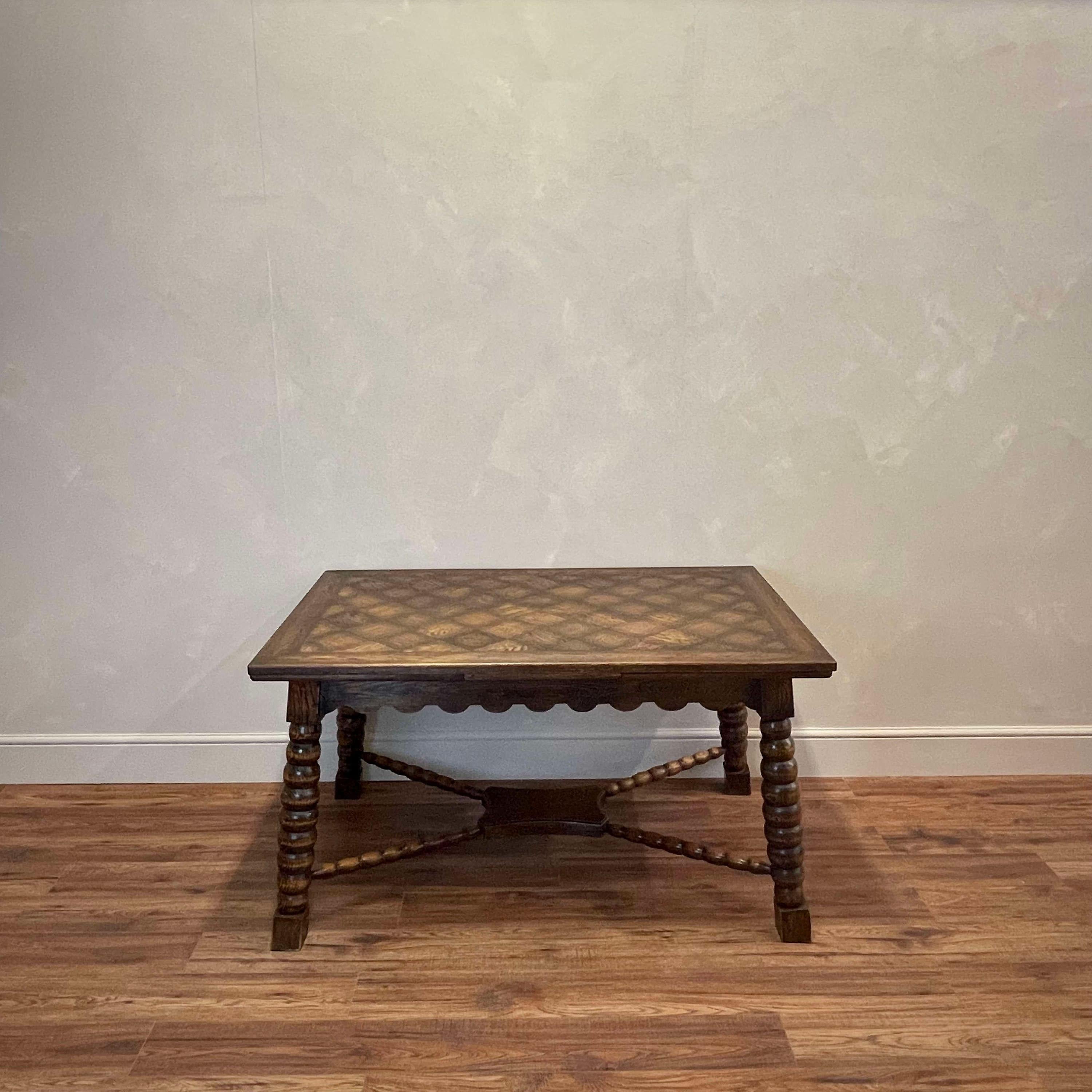 Beautiful Extendable Carved Oak Table by Charles Dudouyt, French, 1940 In Good Condition For Sale In Southampton, GB
