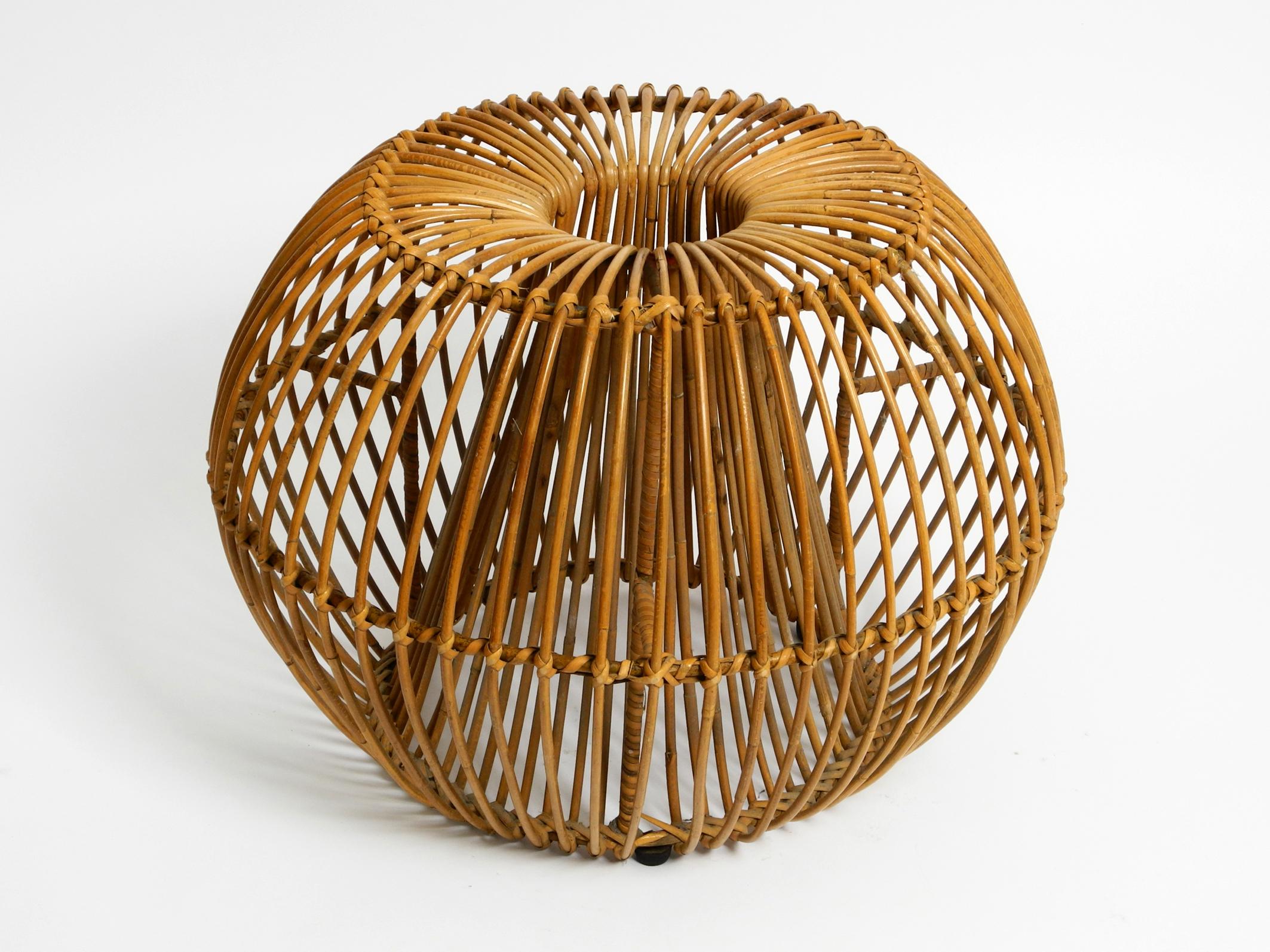 Beautiful extraordinary original 60s Italian bamboo rattan stool  For Sale 9