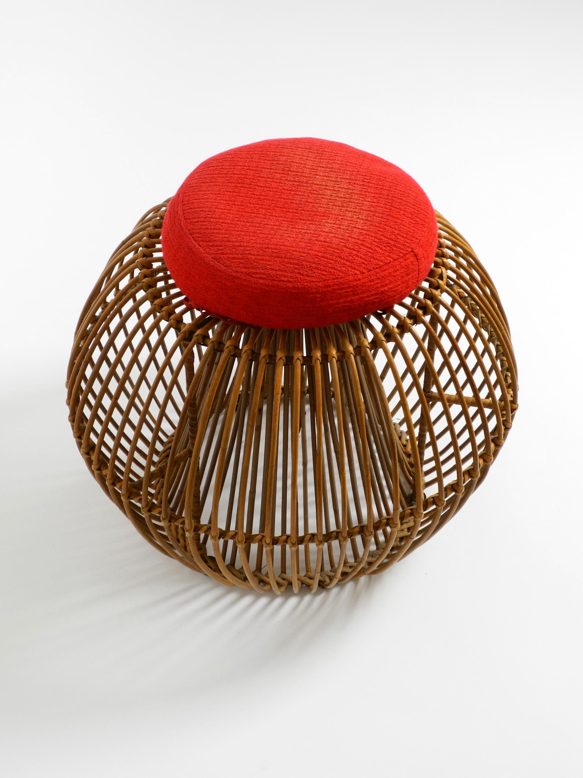 Mid-Century Modern Beautiful extraordinary original 60s Italian bamboo rattan stool  For Sale