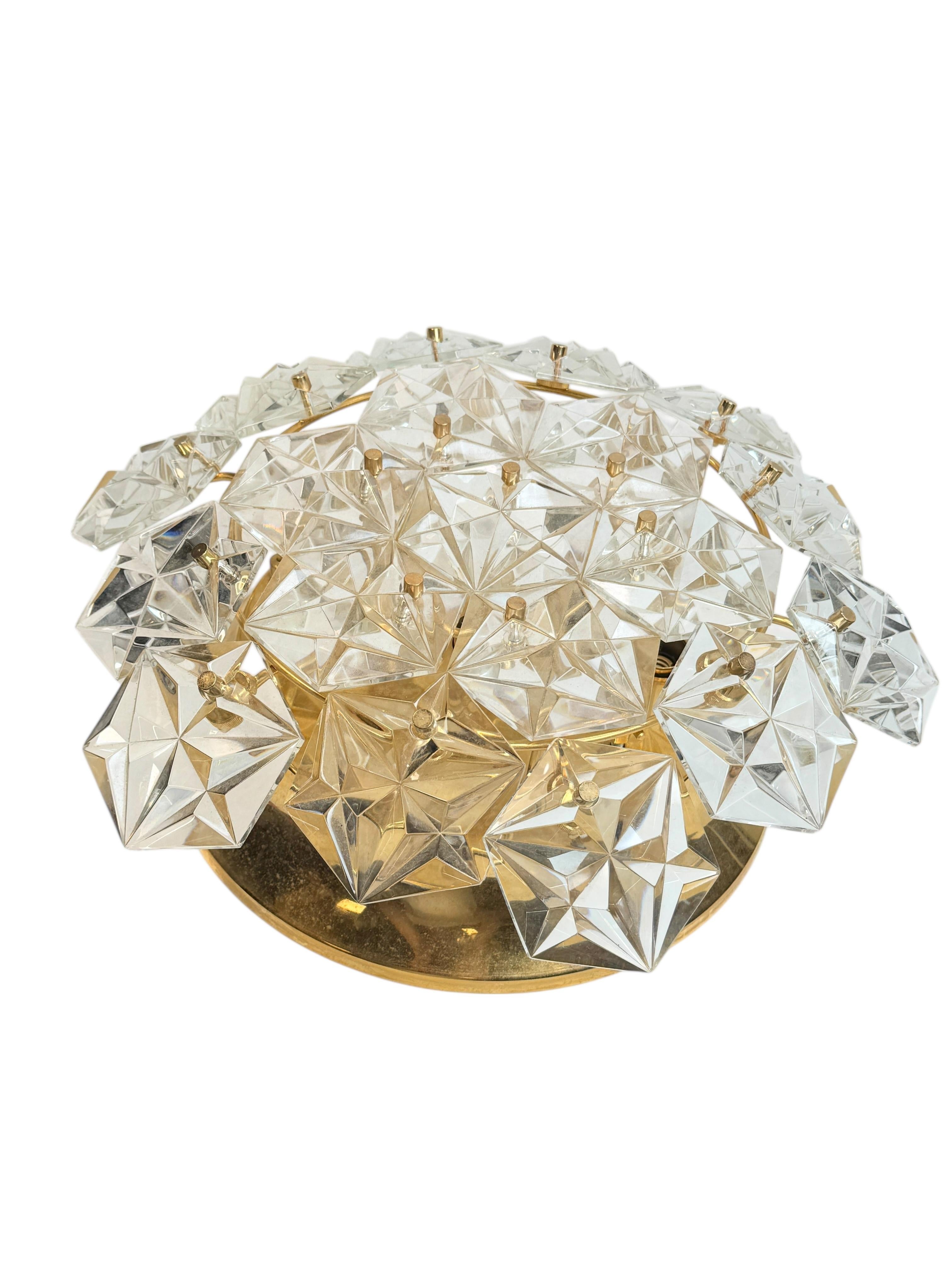 Mid-Century Modern Magnifique lustre encastré à prisme en cristal facetté par Kinkeldey 1970 en vente