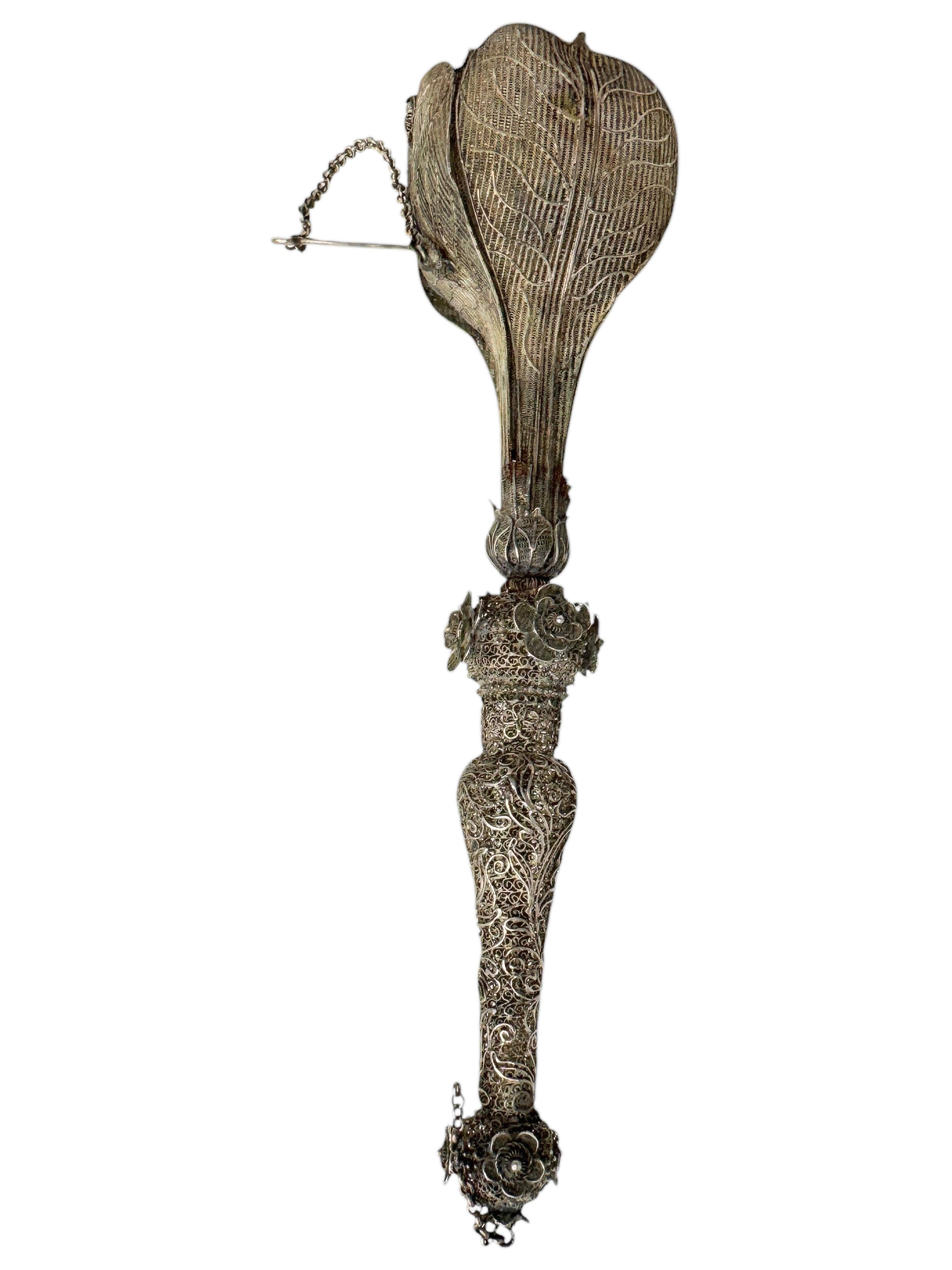 Bellissimo porta-bouquet in filigrana d'argento A.I.C. del XIX secolo In condizioni buone in vendita a Nuernberg, DE