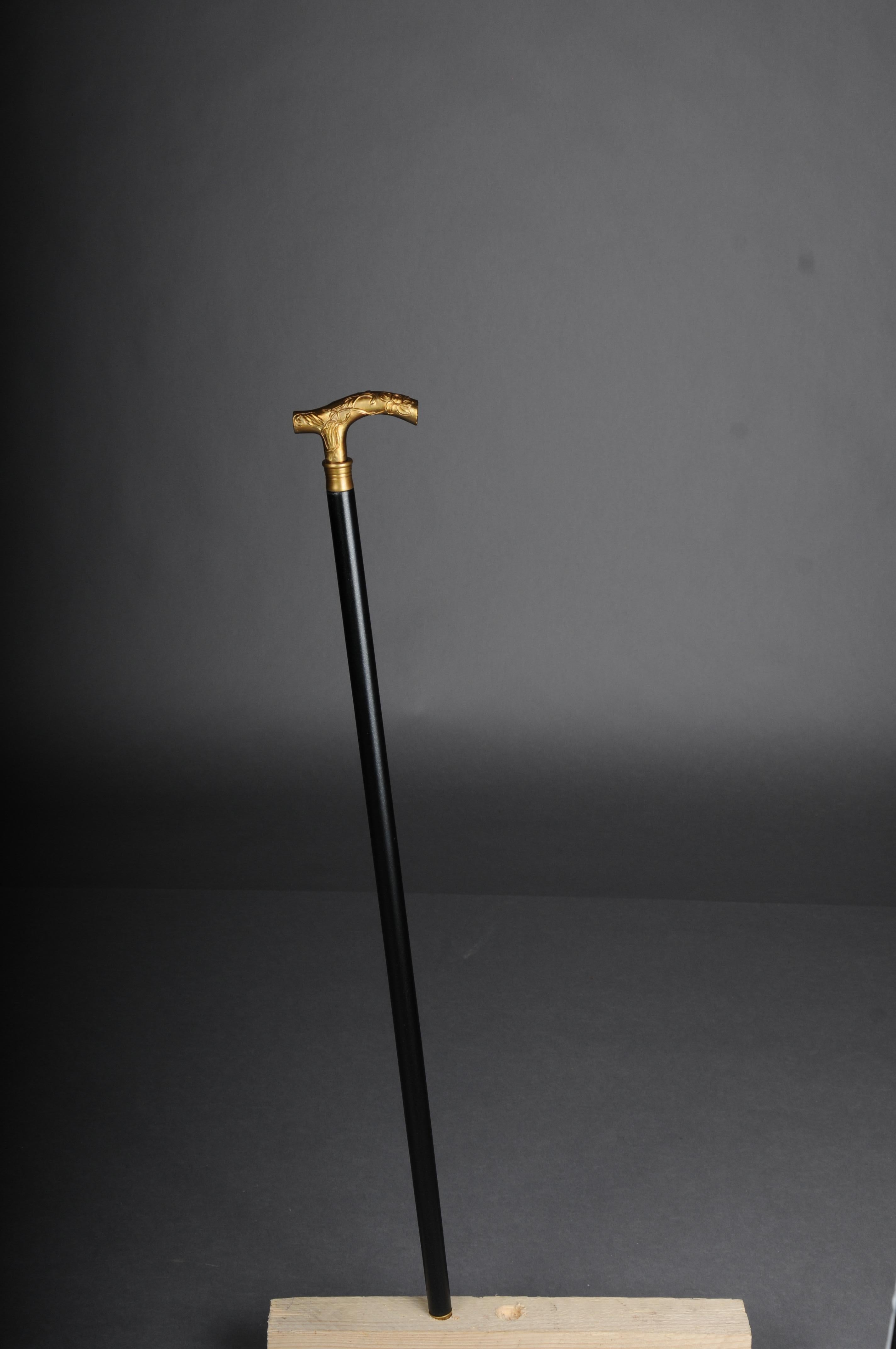 Beautiful, fine Art Nouveau walking stick bronze, gold type 2

High quality French walking stick made of high quality handle with bronze fitting.

Solid ebonized beech wood. Bronze fittings finely crafted with relief in a fantastically beautiful Art