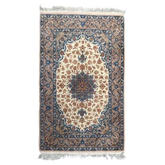 Schöner schöner Ispahan-Teppich im Vintage-Stil