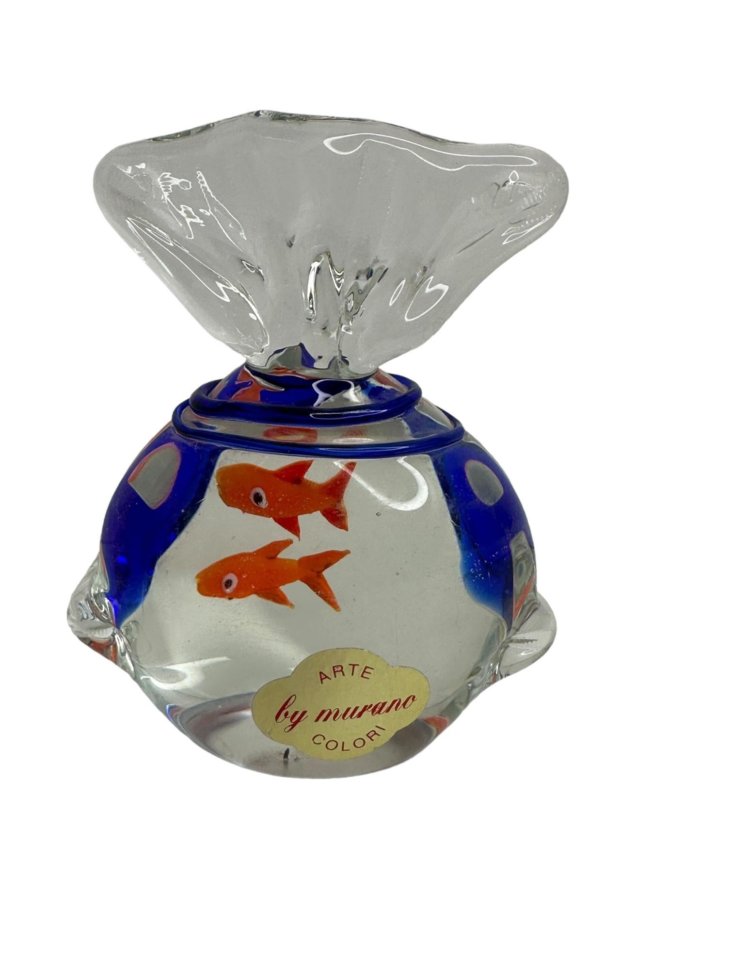 Mid-Century Modern Beautiful Fish Murano Italian Art Glass Aquarium Paperweight For Sale