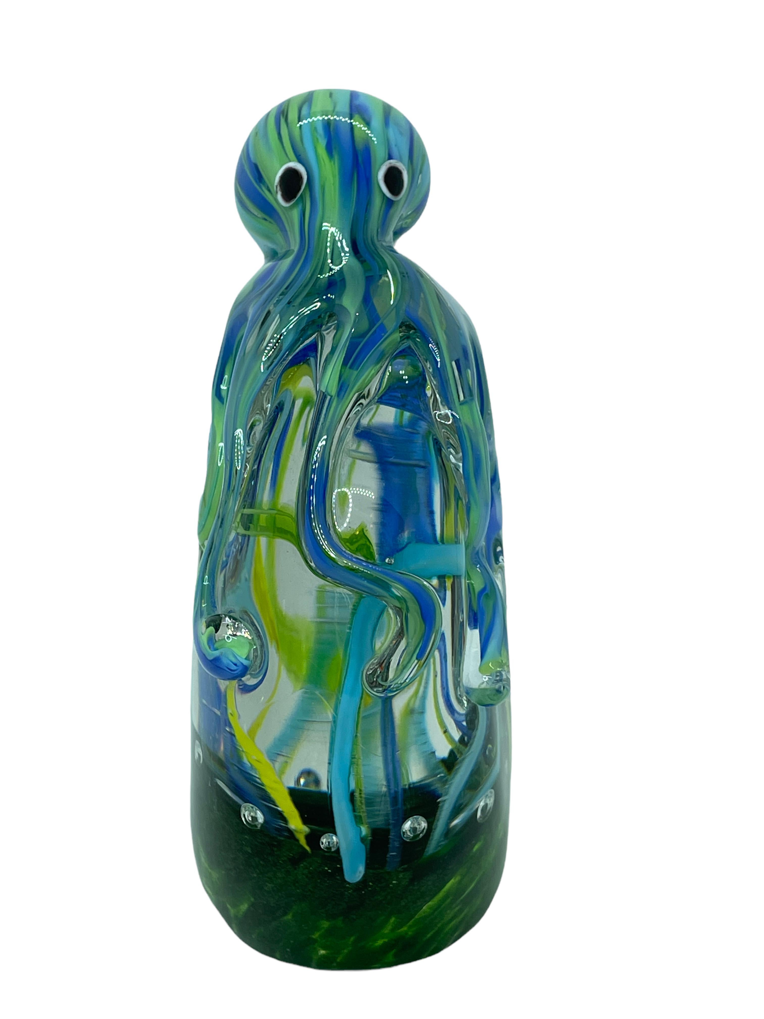 Mid-Century Modern Beautiful Fish Reef and Octopus Murano Italian Art Glass Aquarium Paperweight For Sale