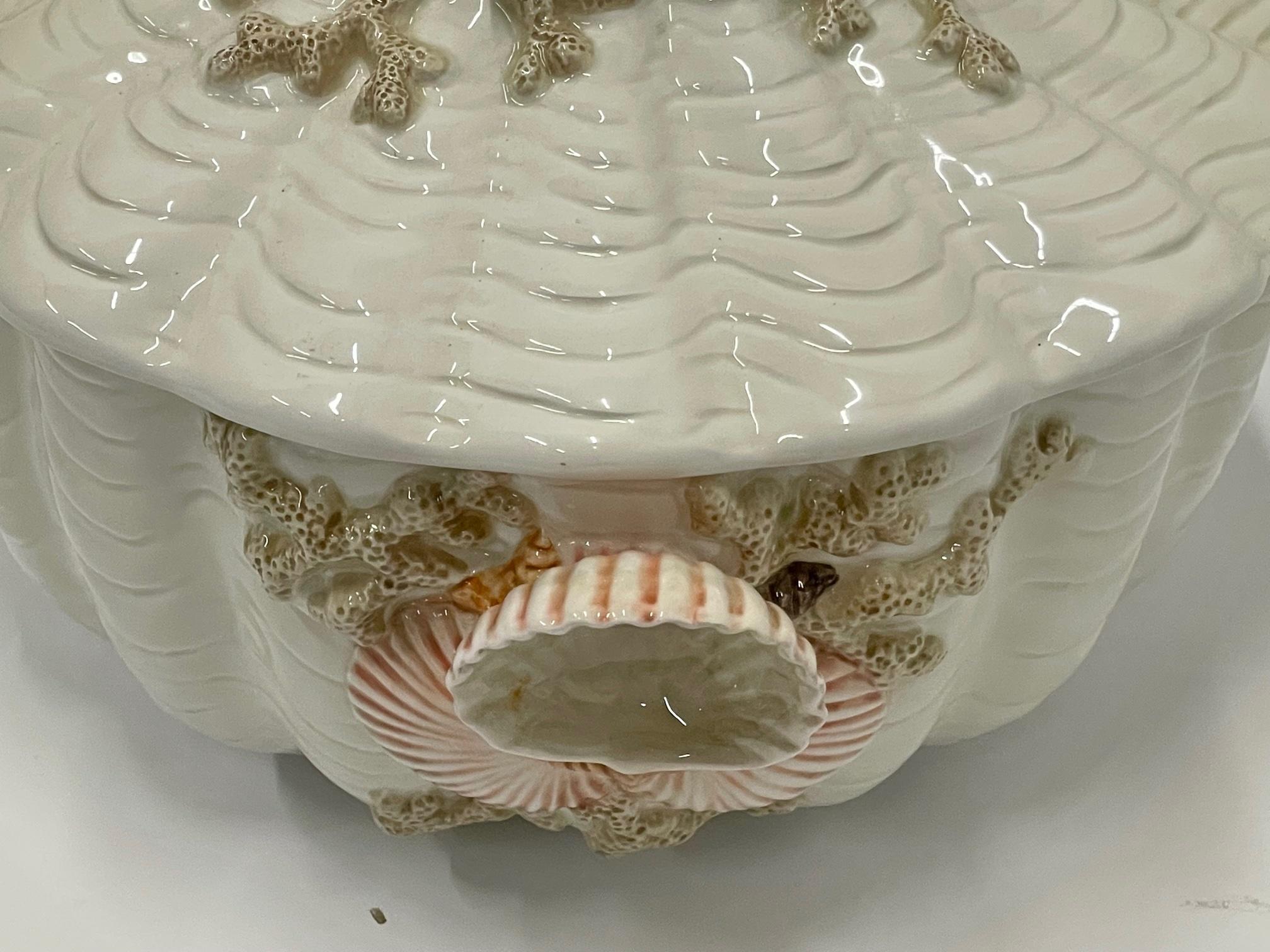 Mid-20th Century Beautiful Fitz & Floyd Tureen with Shell Decoration
