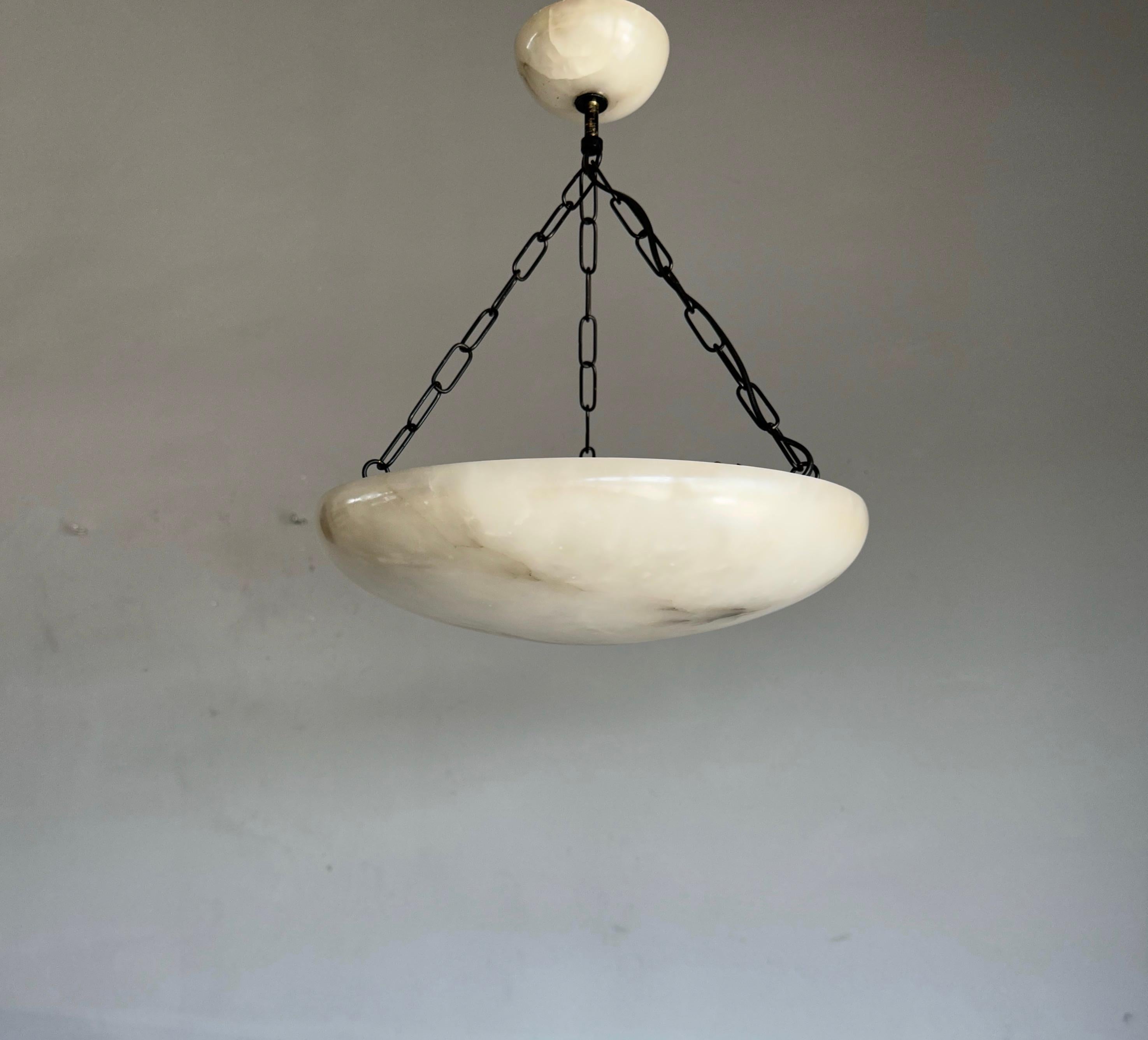 Timless Design with Beautiful Shape White Alabaster Art Deco Pendant Light, 1920 In Good Condition In Lisse, NL