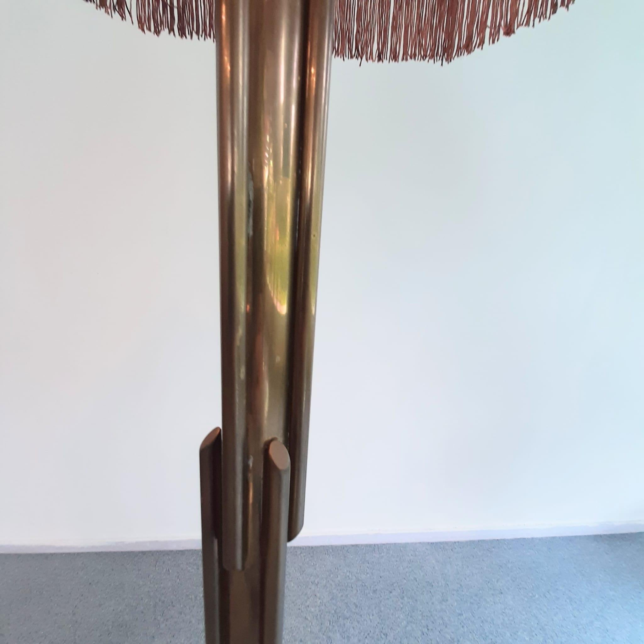 Beautiful floor lamp from the Amsterdamse School era For Sale 1