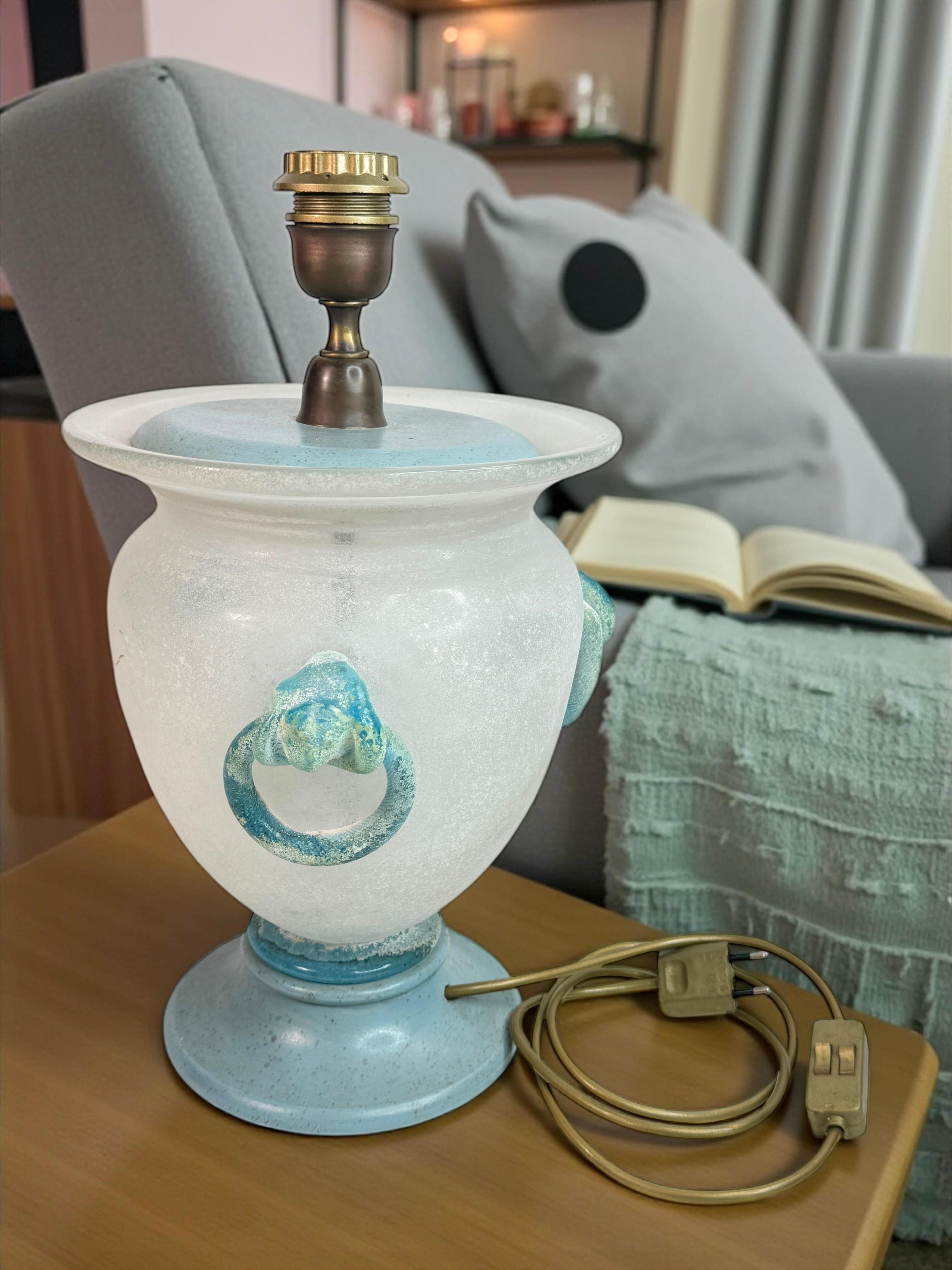 Bellissima lampada da tavolo in vetro di Murano Scavo in stile Florentine, Italia, anni '80 In condizioni buone in vendita a Nuernberg, DE