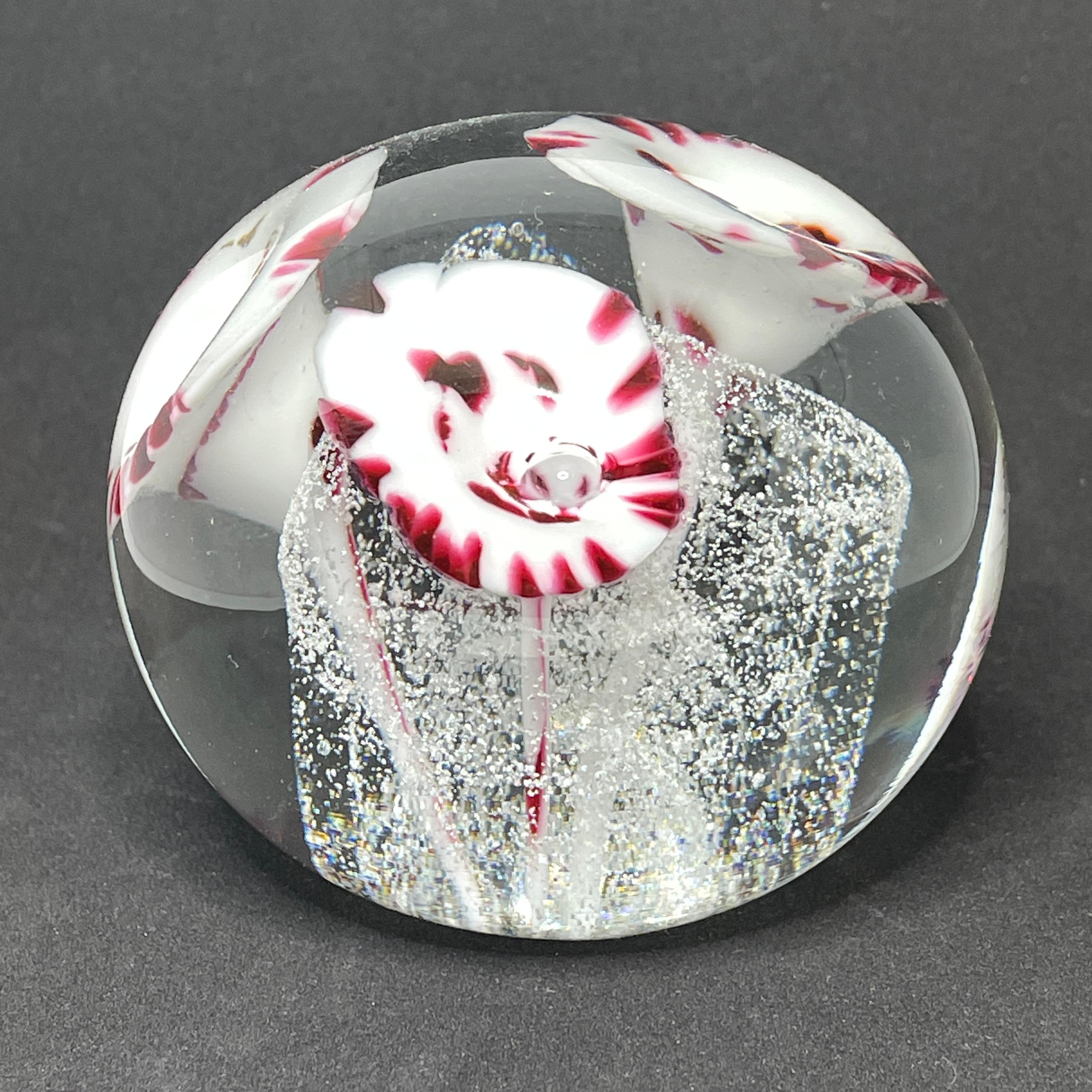 Italian Beautiful Flower Bunch Murano Glass Paperweight, Italy