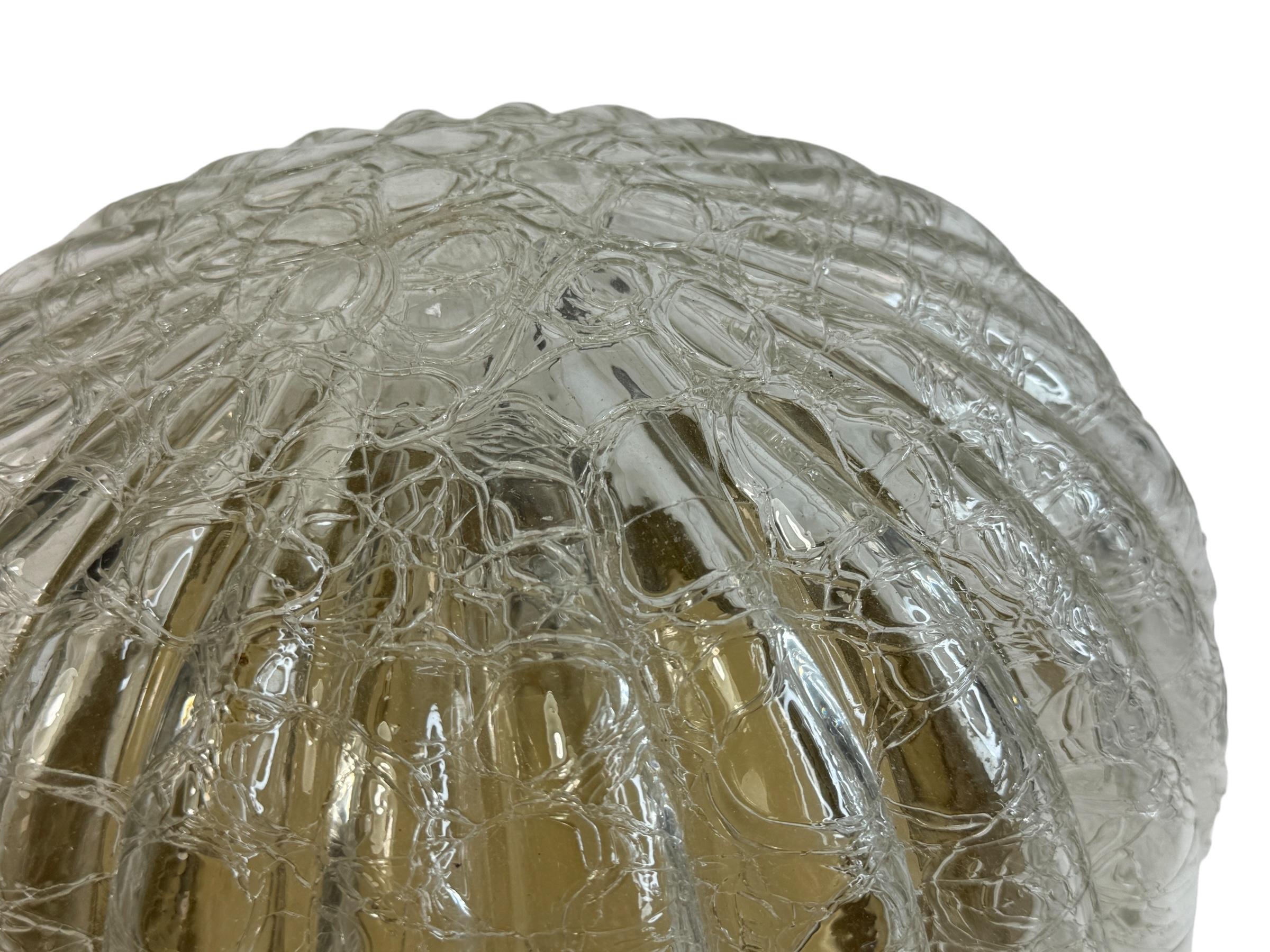 Magnifique affleurant en verre en forme de fleur par Doria Leuchten, Allemagne, années 1960 en vente 2