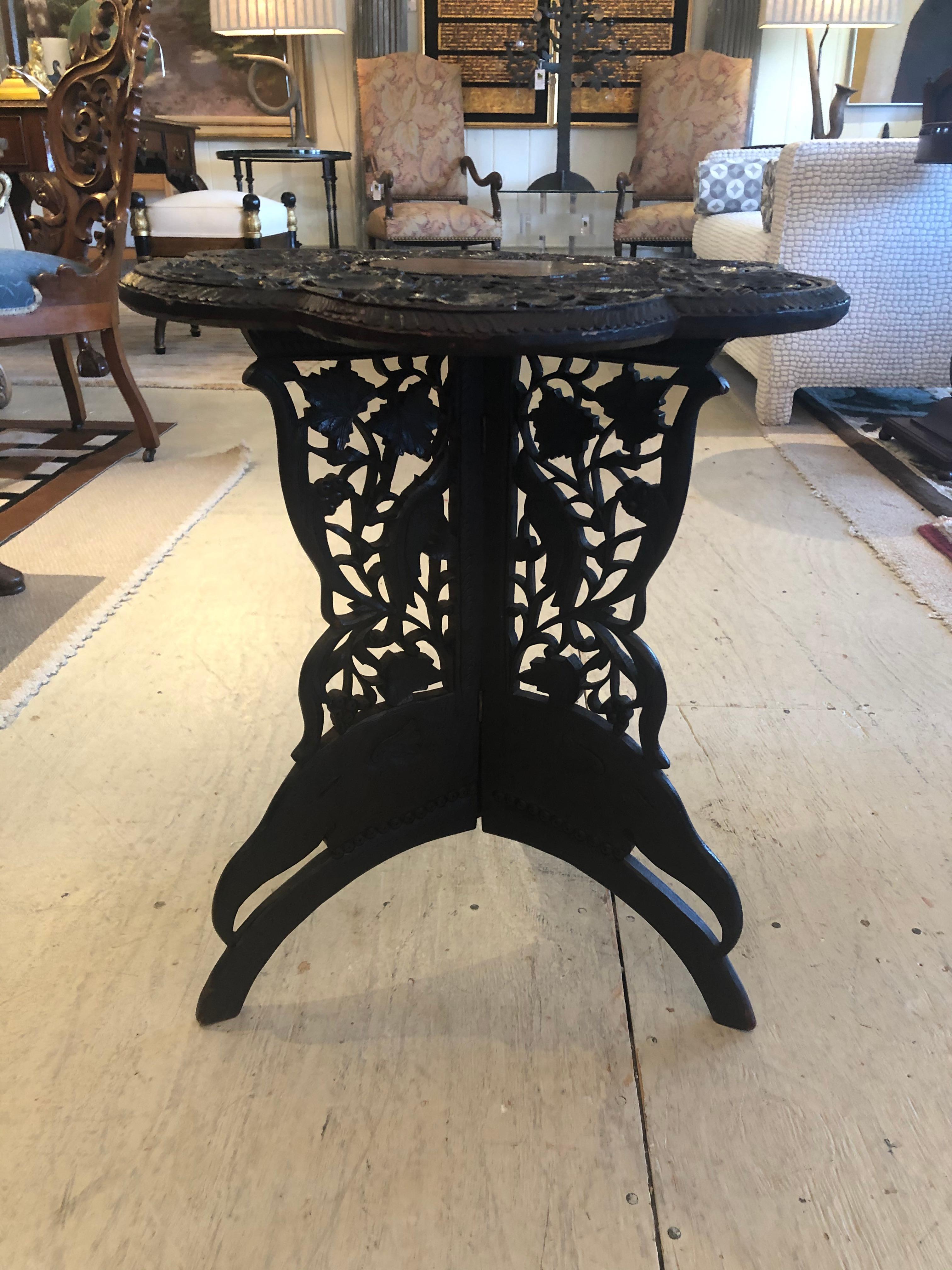 flower shaped end table