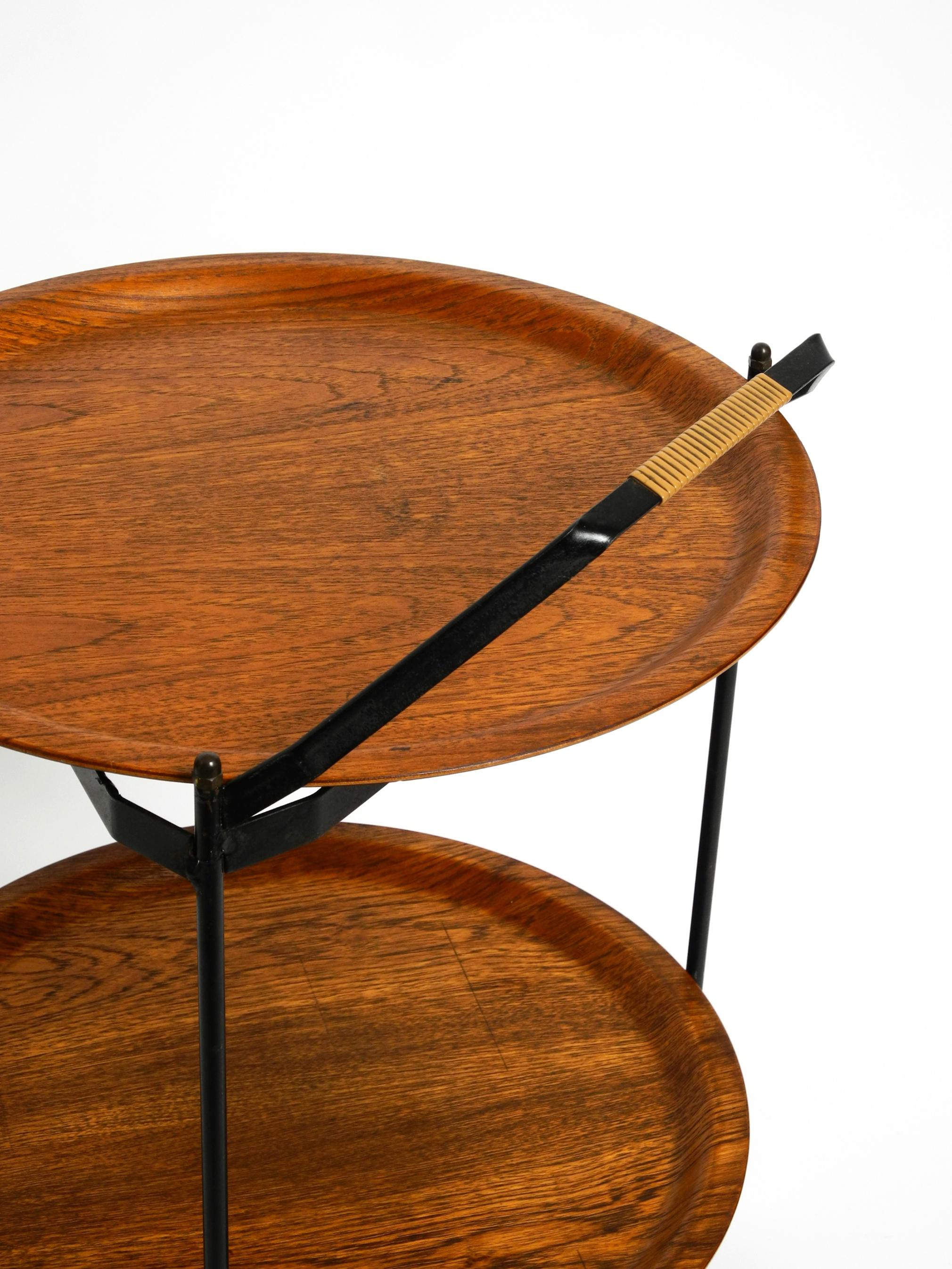 Beautiful folding Mid Century serving trolley with removable teak pagwood trays For Sale 7