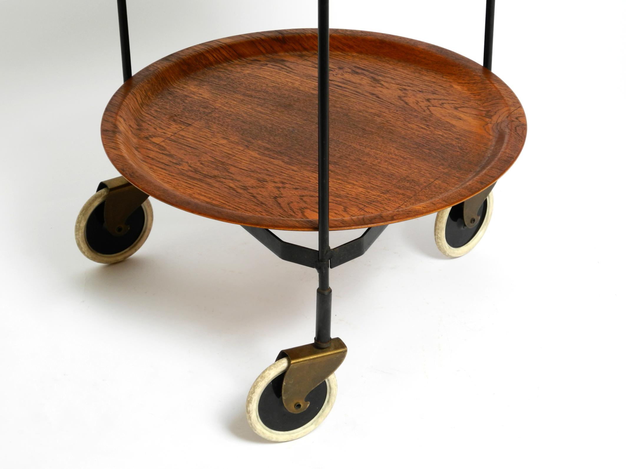 Beautiful folding Mid Century serving trolley with removable teak pagwood trays For Sale 8