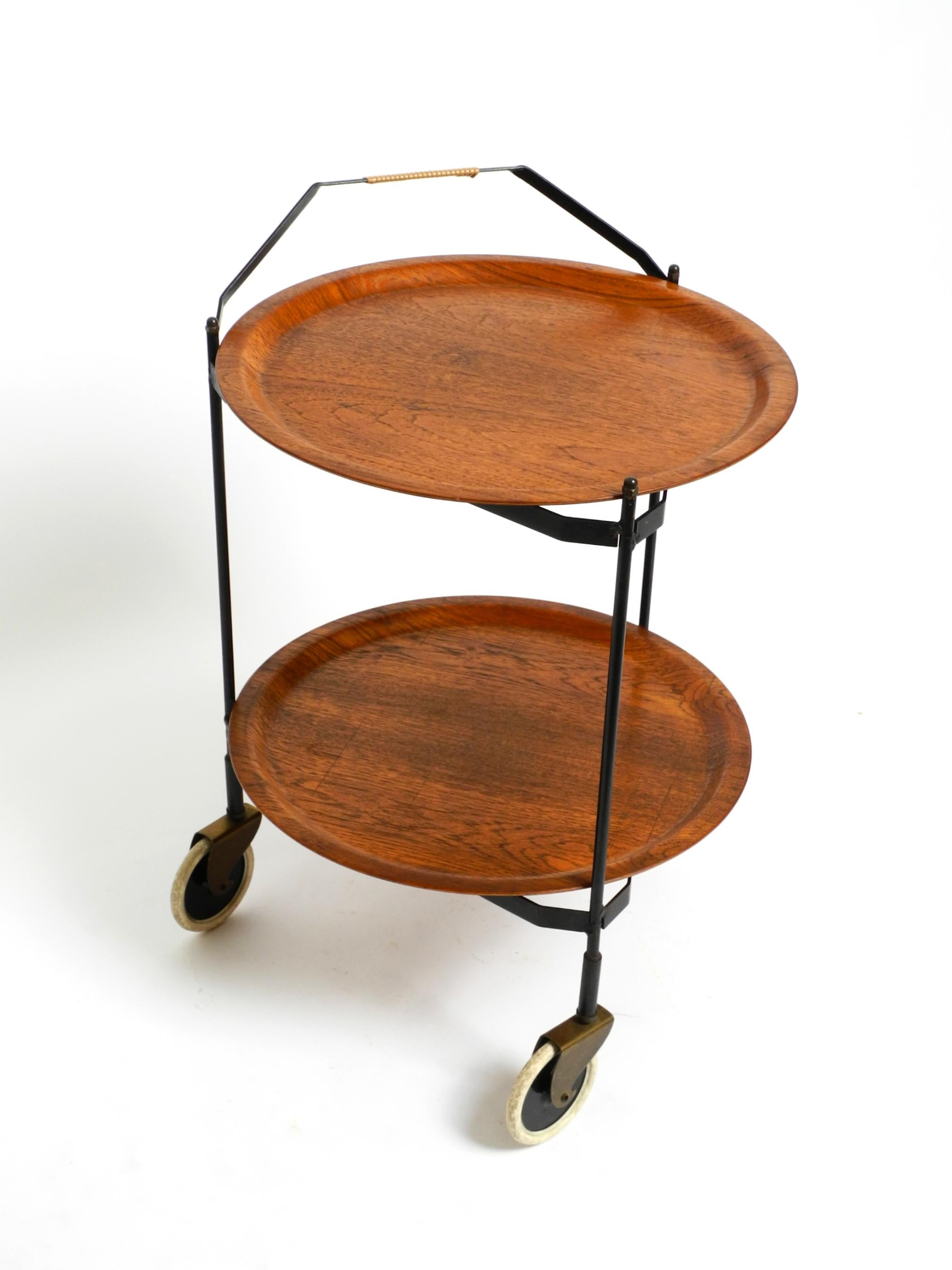 Beautiful folding Mid Century serving trolley with removable teak pagwood trays For Sale 9