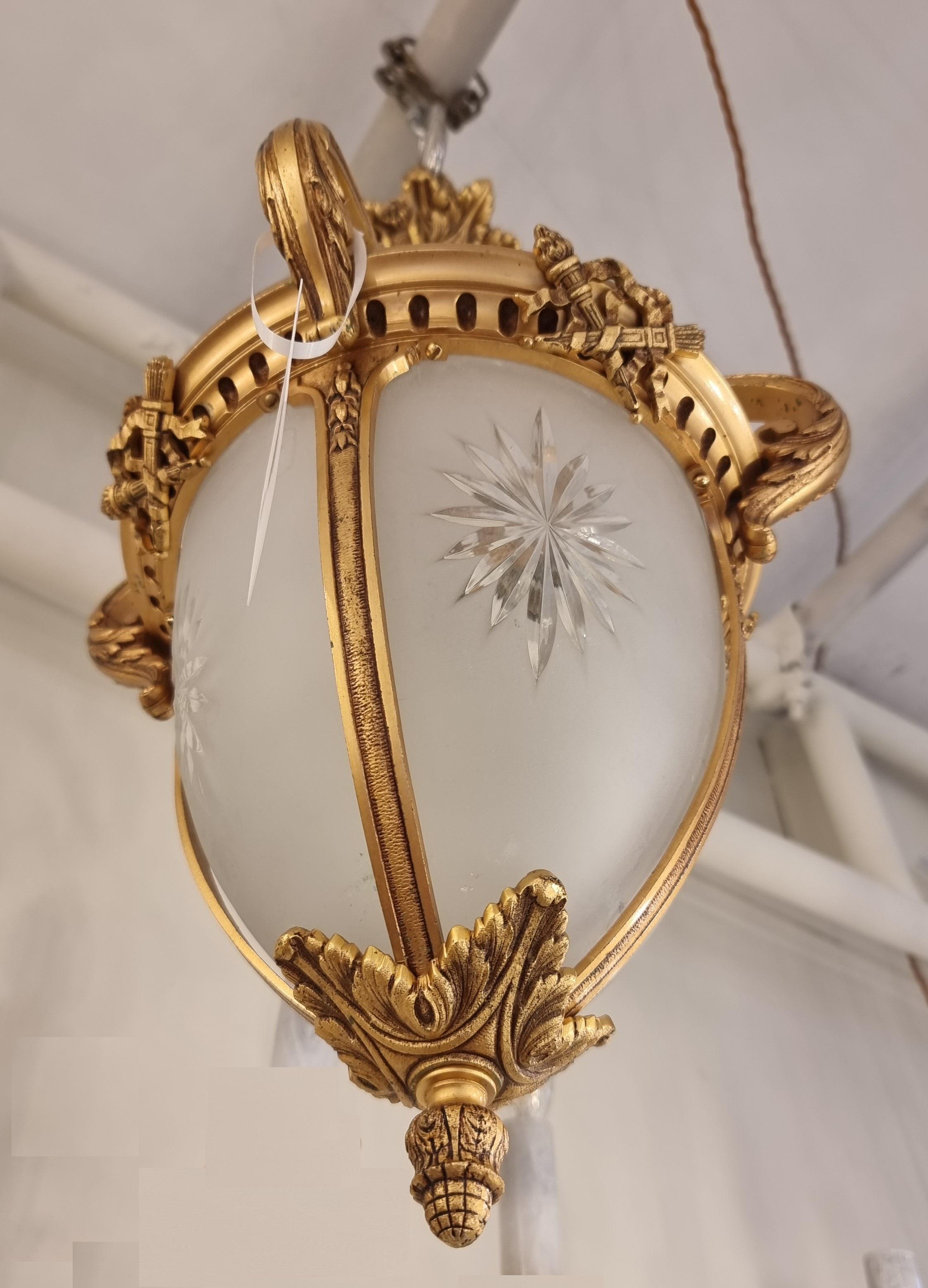 Fabulous French late 19th century lantern made of bronze. Beautiful etched glass surrounding a single bulb. Fully rewired for EU standard, we can be rewire to US standard for free. 