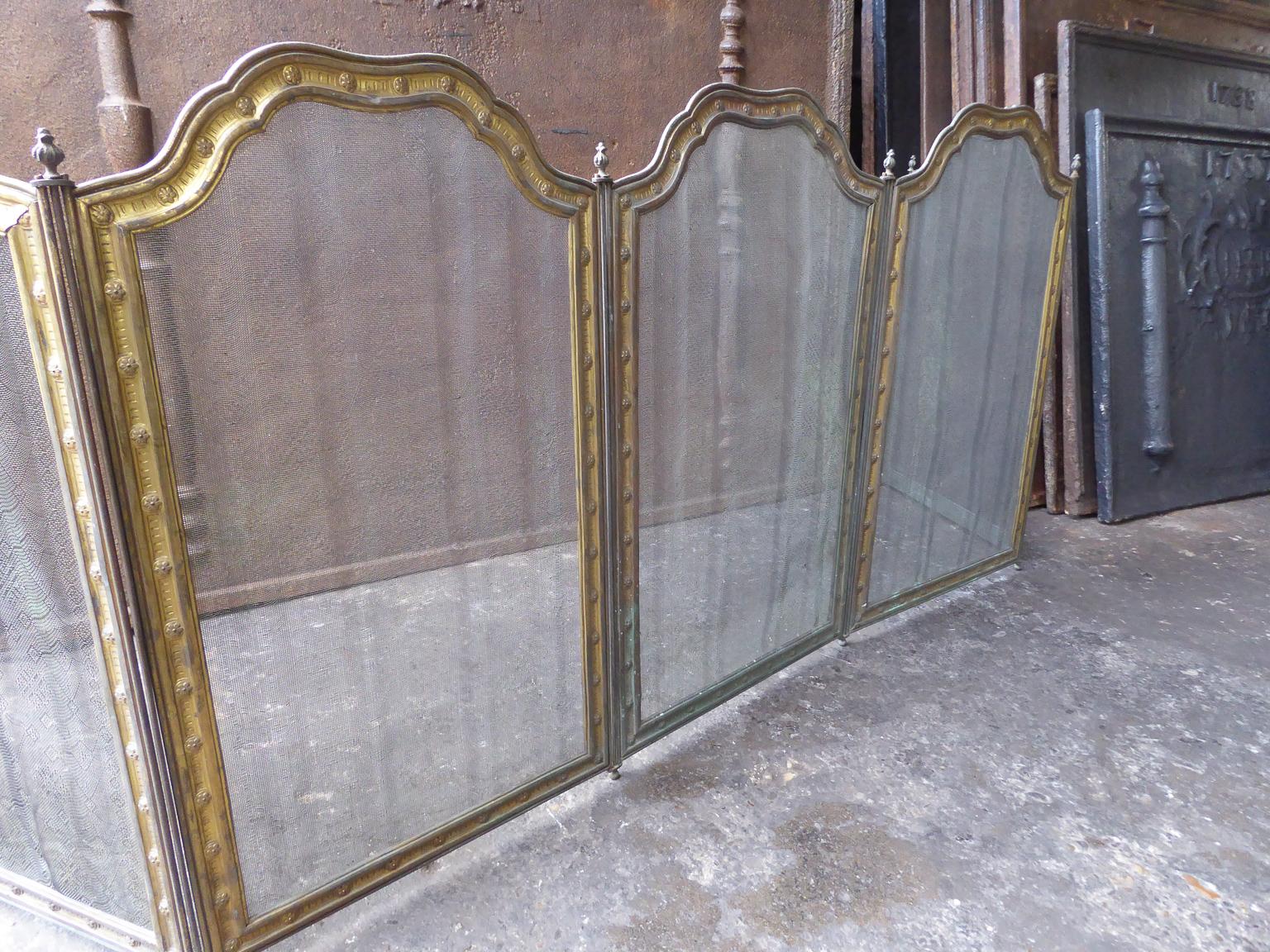 Beautiful French 'Allez Frères' Fireplace Screen or Fire Screen In Fair Condition In Amerongen, NL